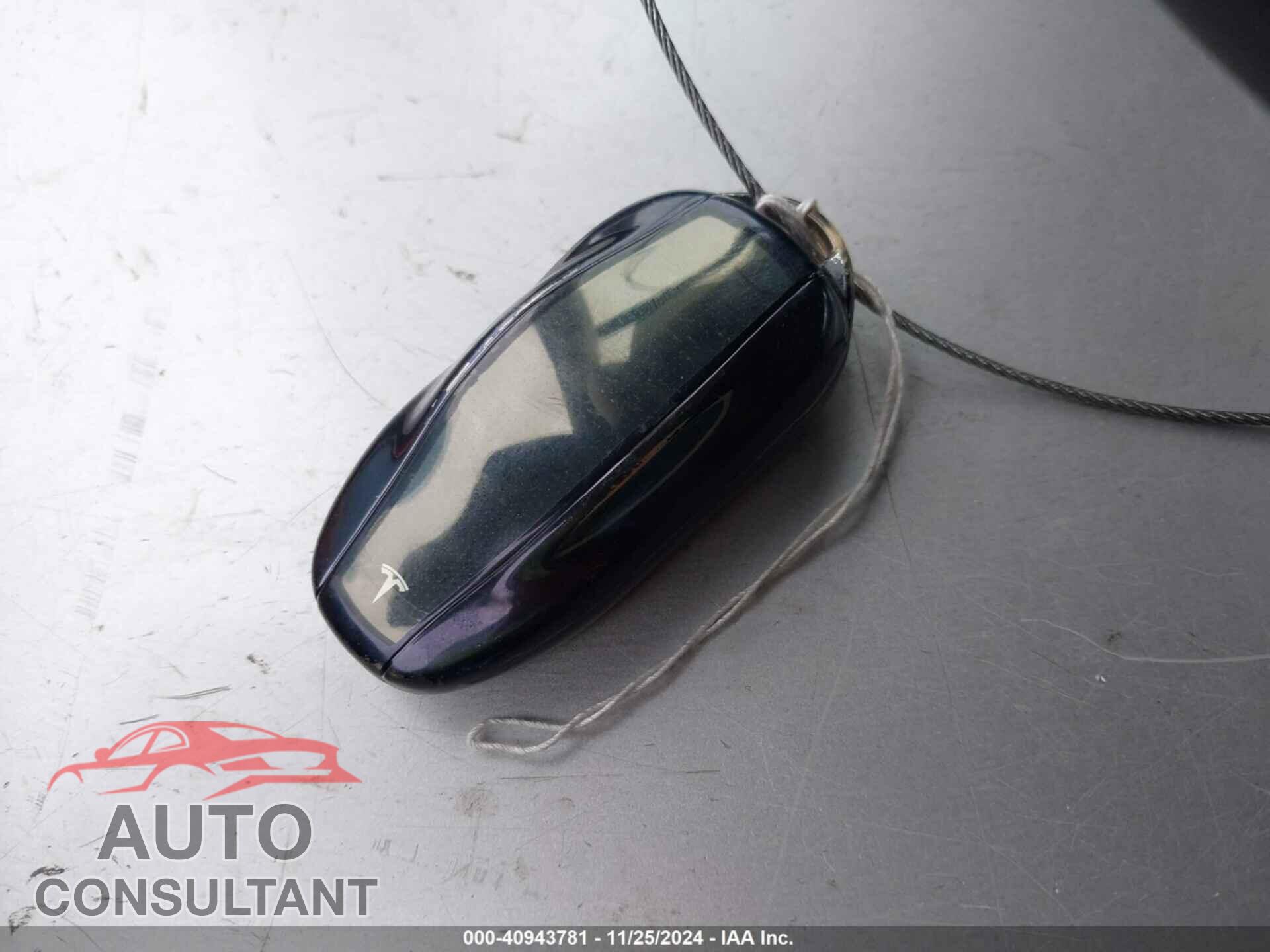 TESLA MODEL 3 2021 - 5YJ3E1EA9MF028652
