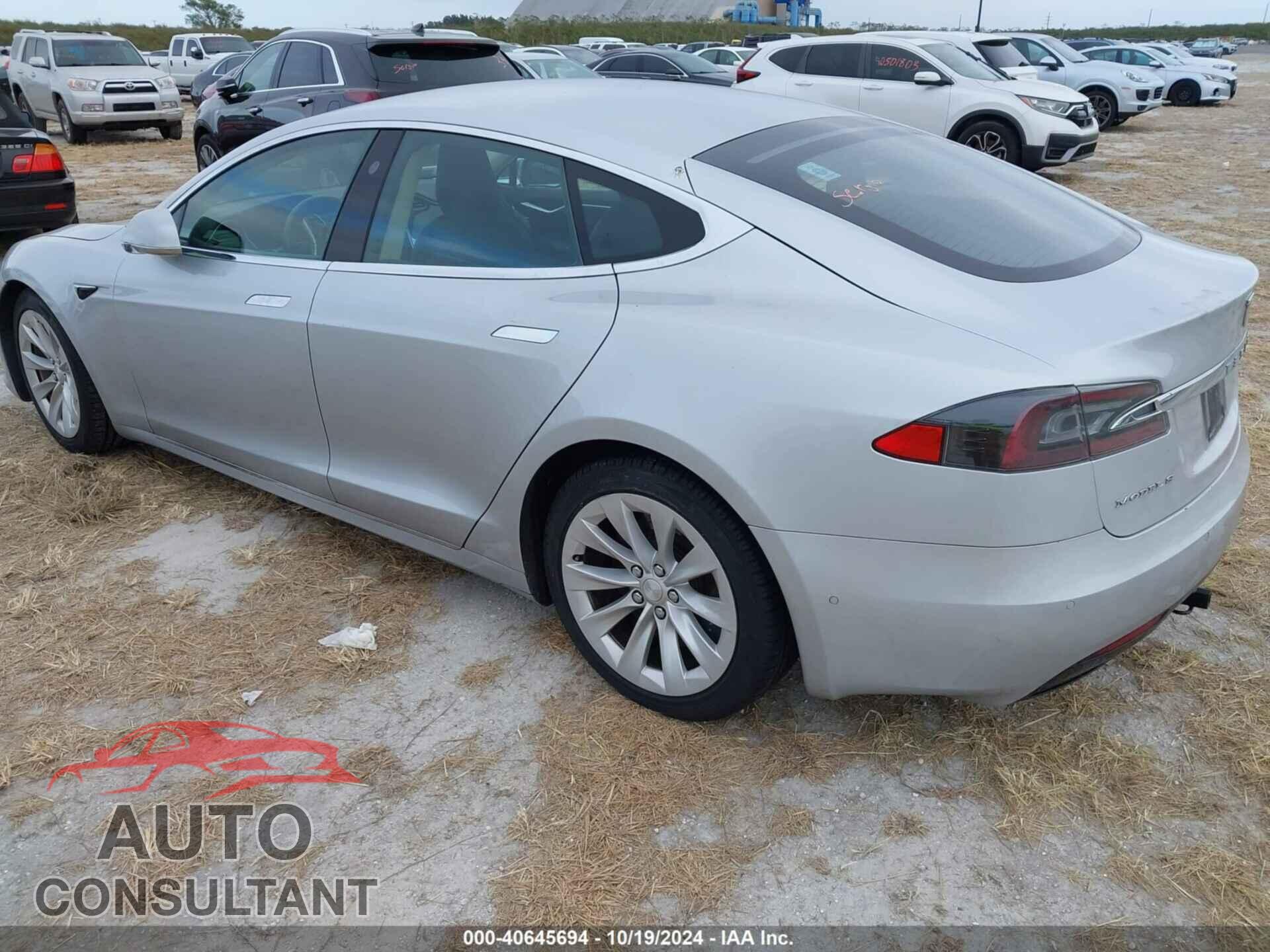 TESLA MODEL S 2017 - 5YJSA1E23HF175457