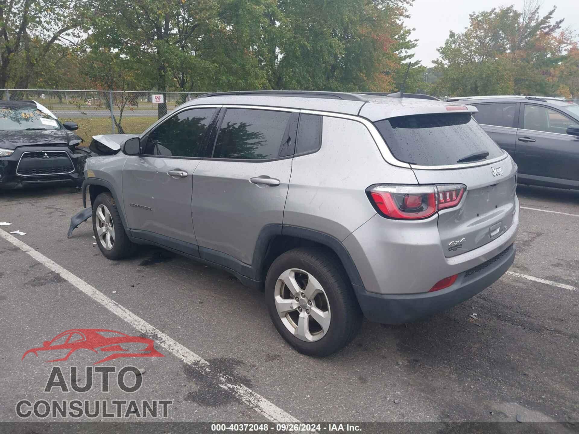 JEEP COMPASS 2019 - 3C4NJDBB8KT847654