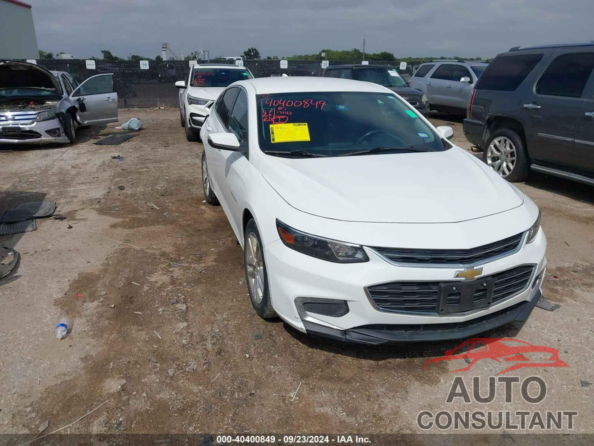 CHEVROLET MALIBU 2018 - 1G1ZD5ST8JF131989