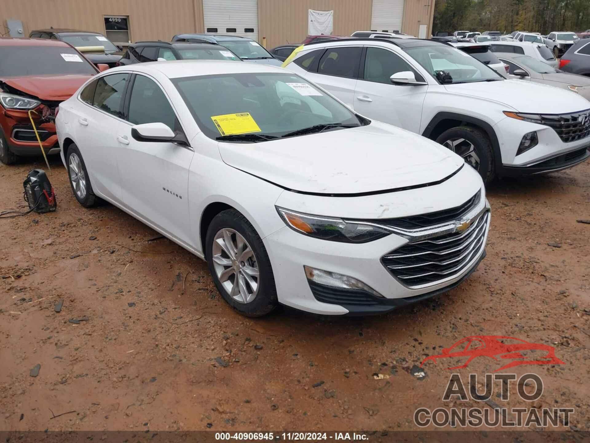 CHEVROLET MALIBU 2020 - 1G1ZD5ST7LF040425