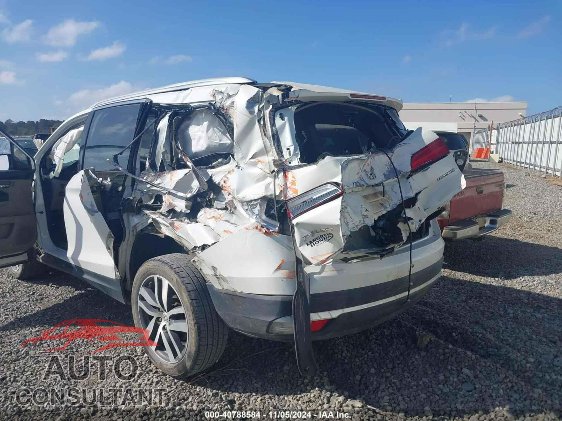 HONDA PILOT 2018 - 5FNYF5H96JB000878