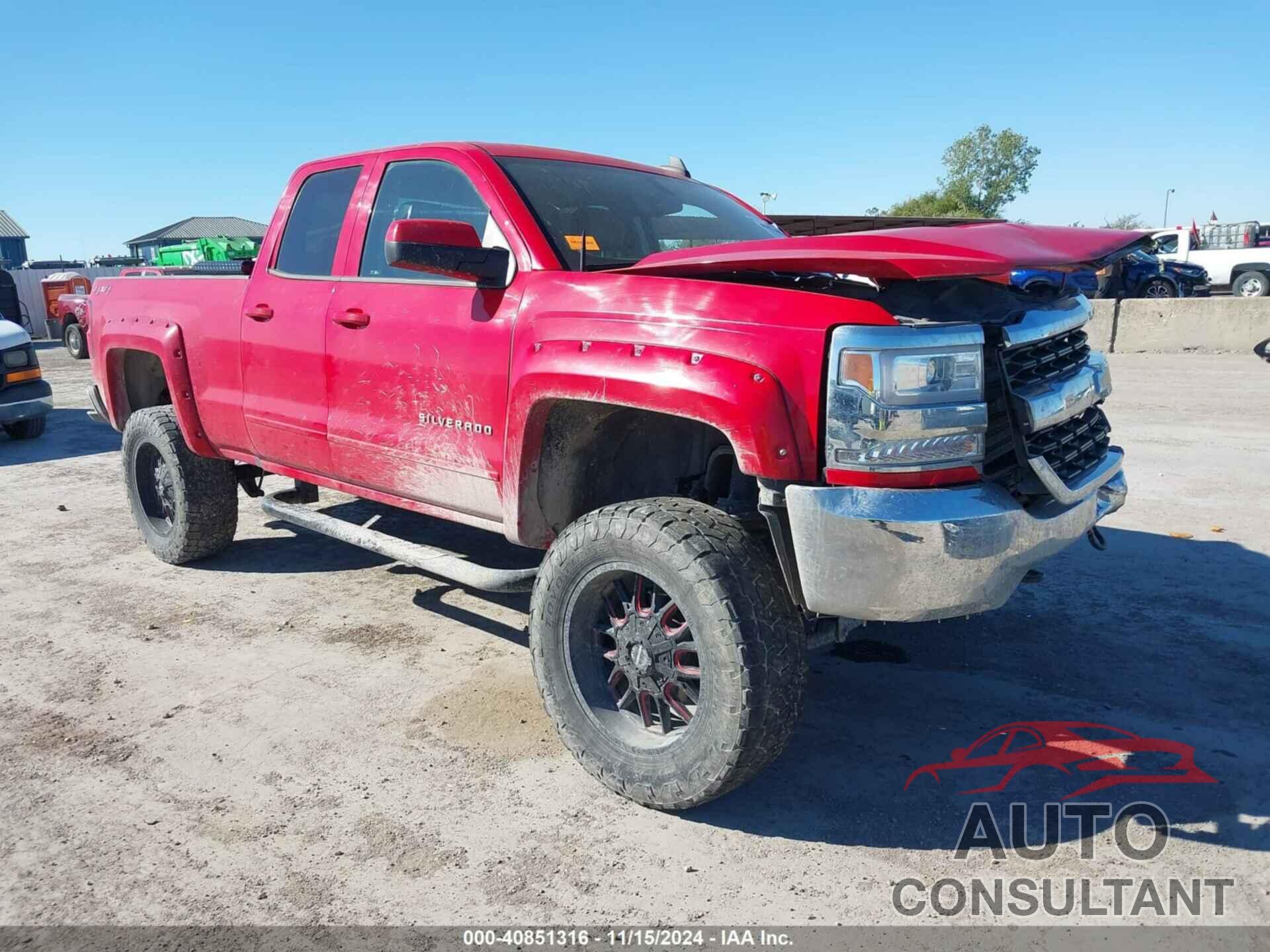 CHEVROLET SILVERADO 1500 2018 - 1GCVKREC3JZ341056