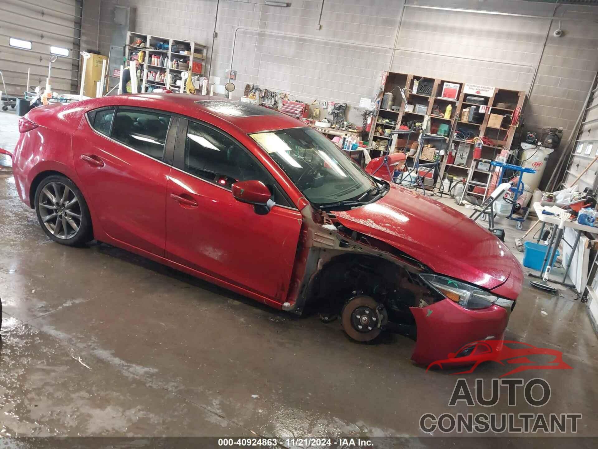 MAZDA MAZDA3 2018 - 3MZBN1W30JM163714