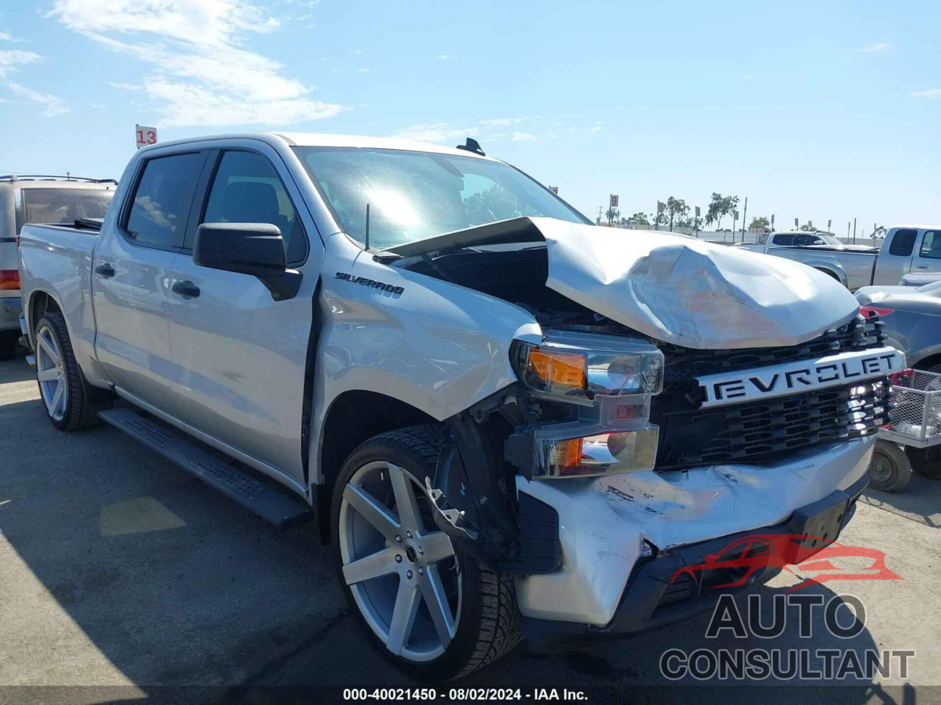CHEVROLET SILVERADO 1500 2021 - 1GCPWBEH3MZ118942
