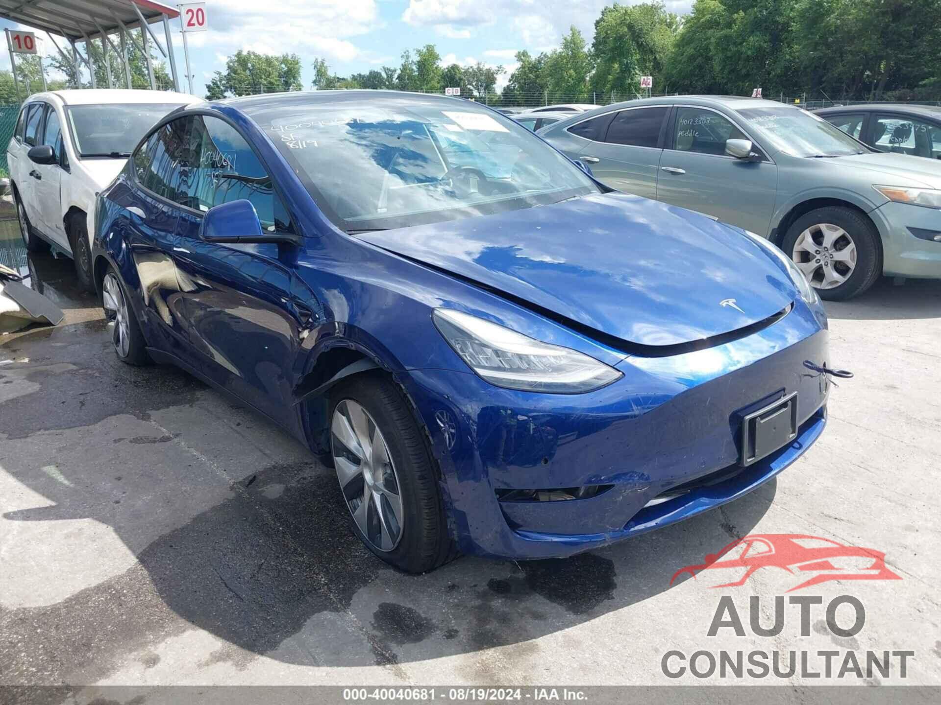 TESLA MODEL Y 2020 - 5YJYGDEE4LF046933