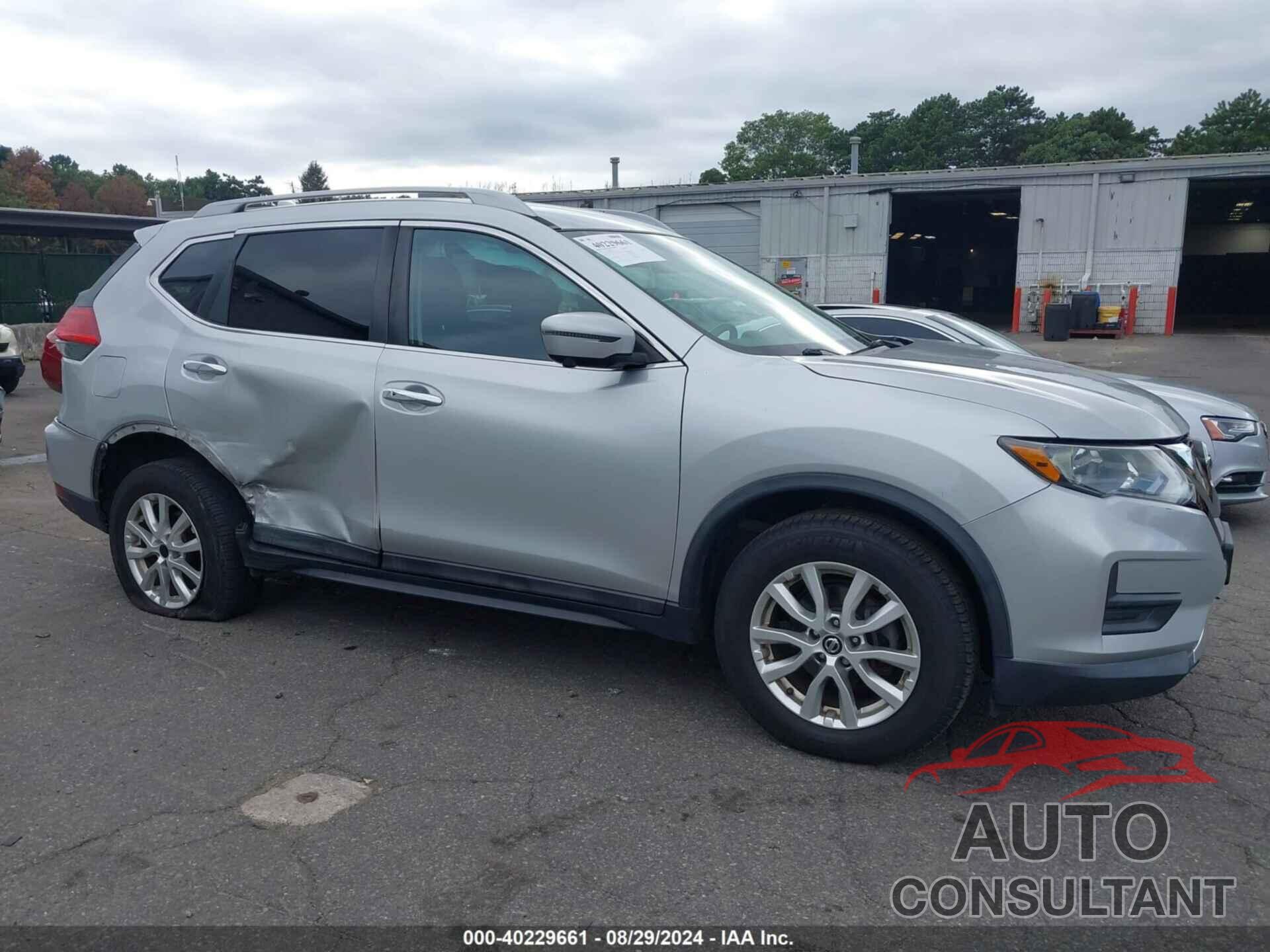 NISSAN ROGUE 2017 - 5N1AT2MV5HC817189