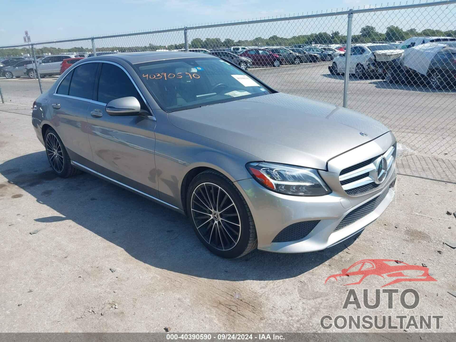 MERCEDES-BENZ C 300 2019 - 55SWF8DBXKU298871