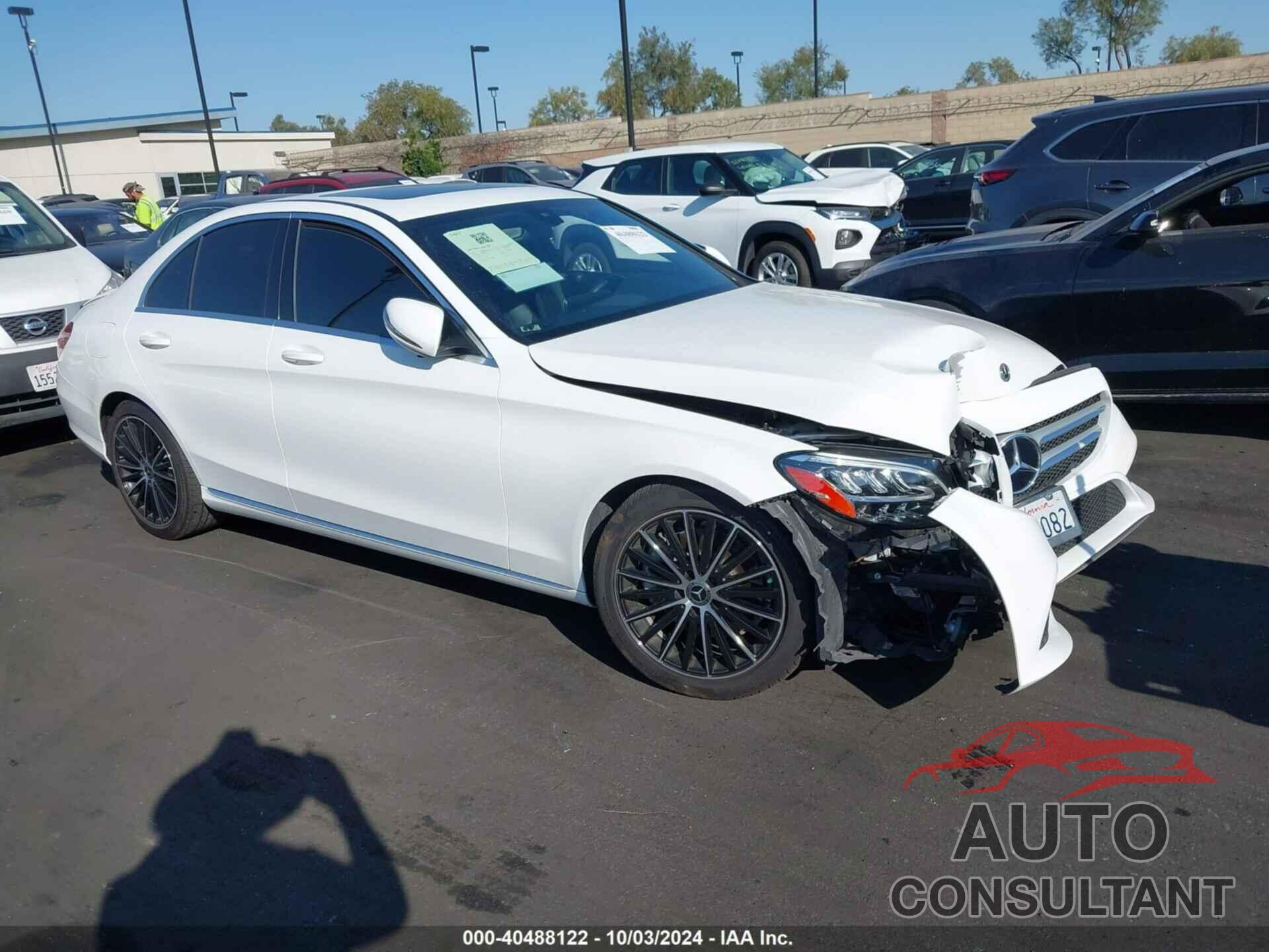 MERCEDES-BENZ C 300 2019 - 55SWF8DB2KU312522