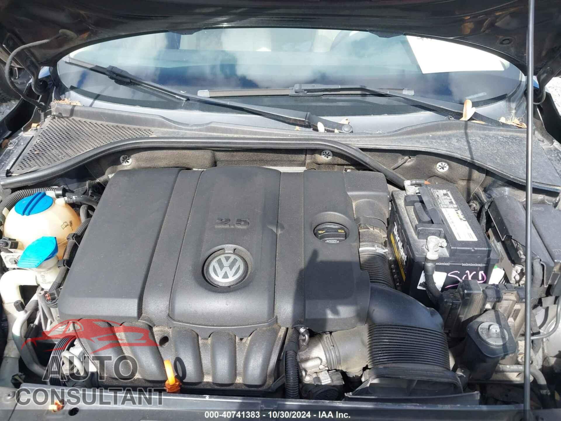 VOLKSWAGEN PASSAT 2012 - 1VWBH7A36CC066622