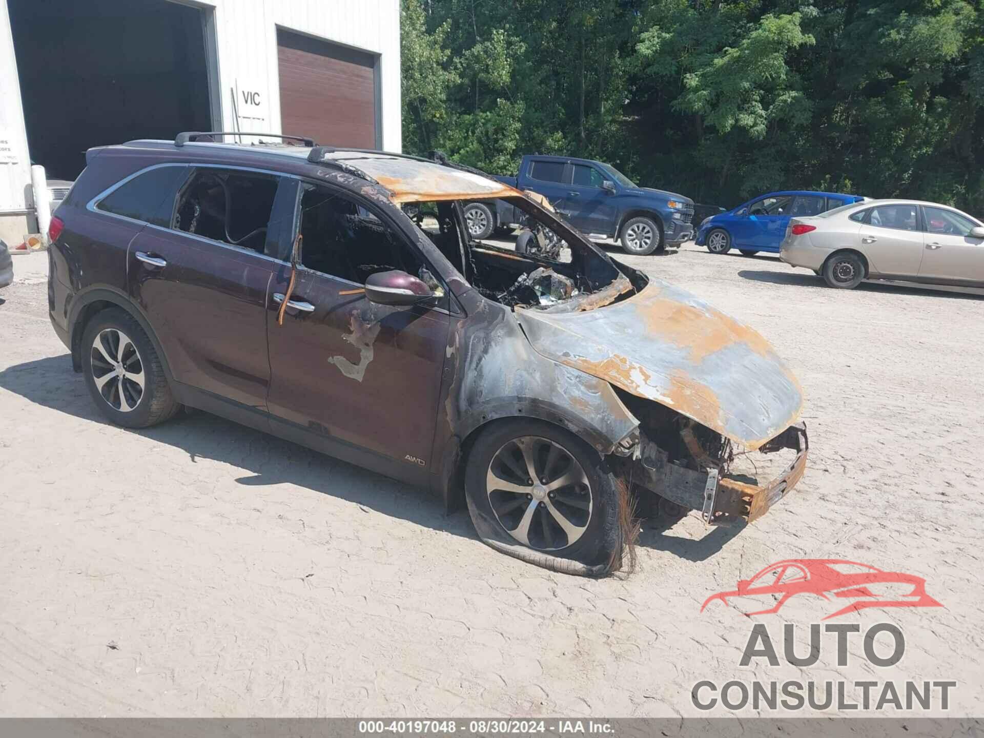 KIA SORENTO 2017 - 5XYPHDA16HG212400