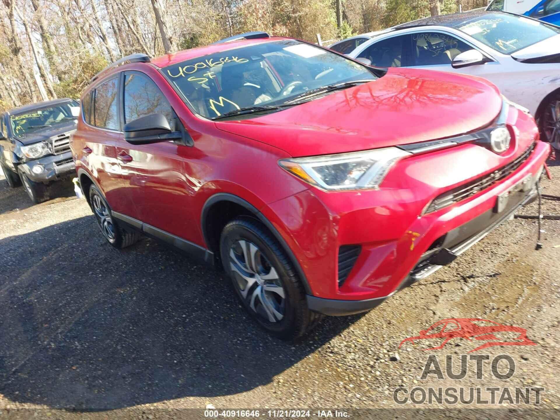 TOYOTA RAV4 2017 - JTMZFREV4HJ117889