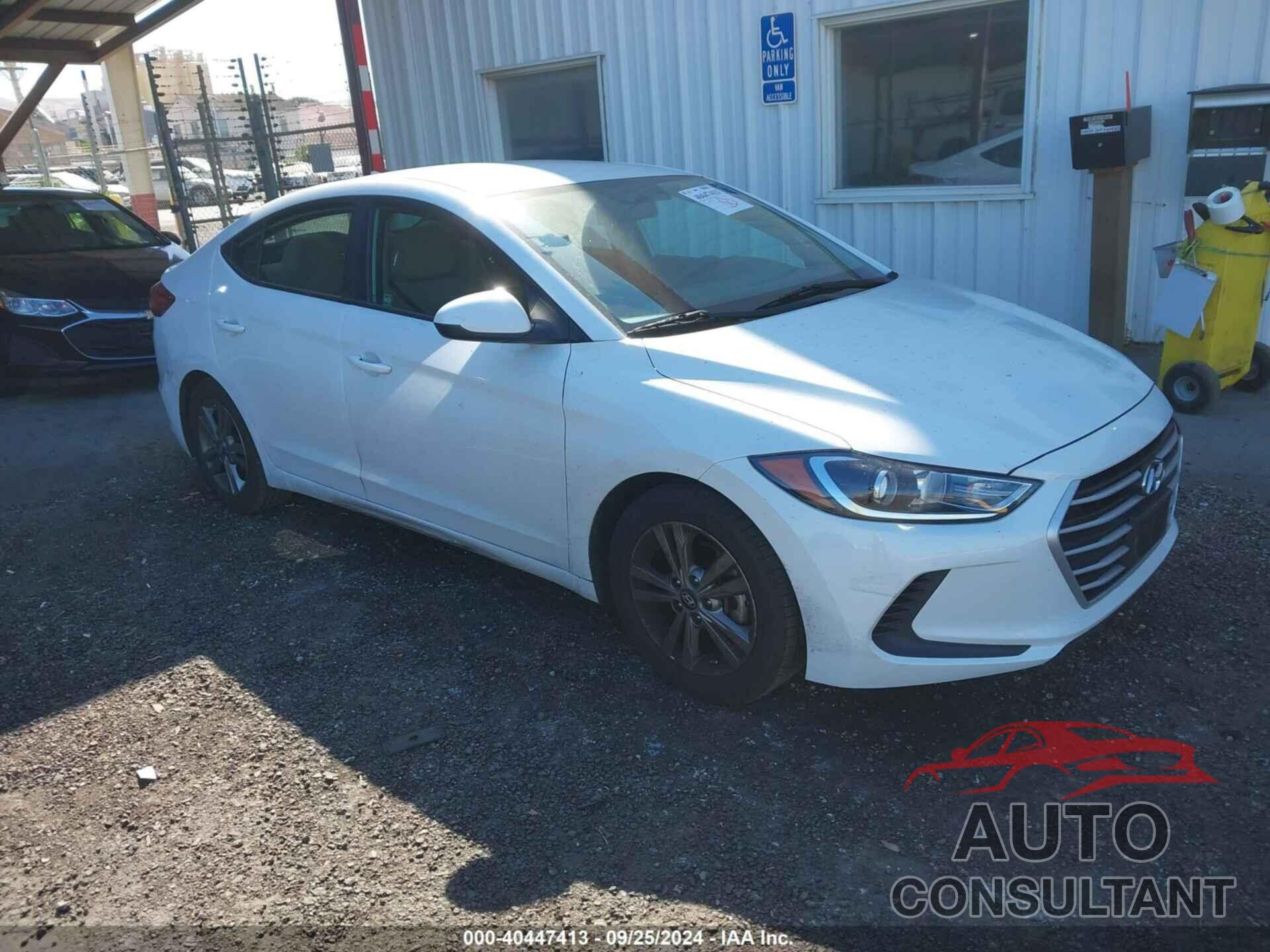 HYUNDAI ELANTRA 2018 - 5NPD84LF2JH398138