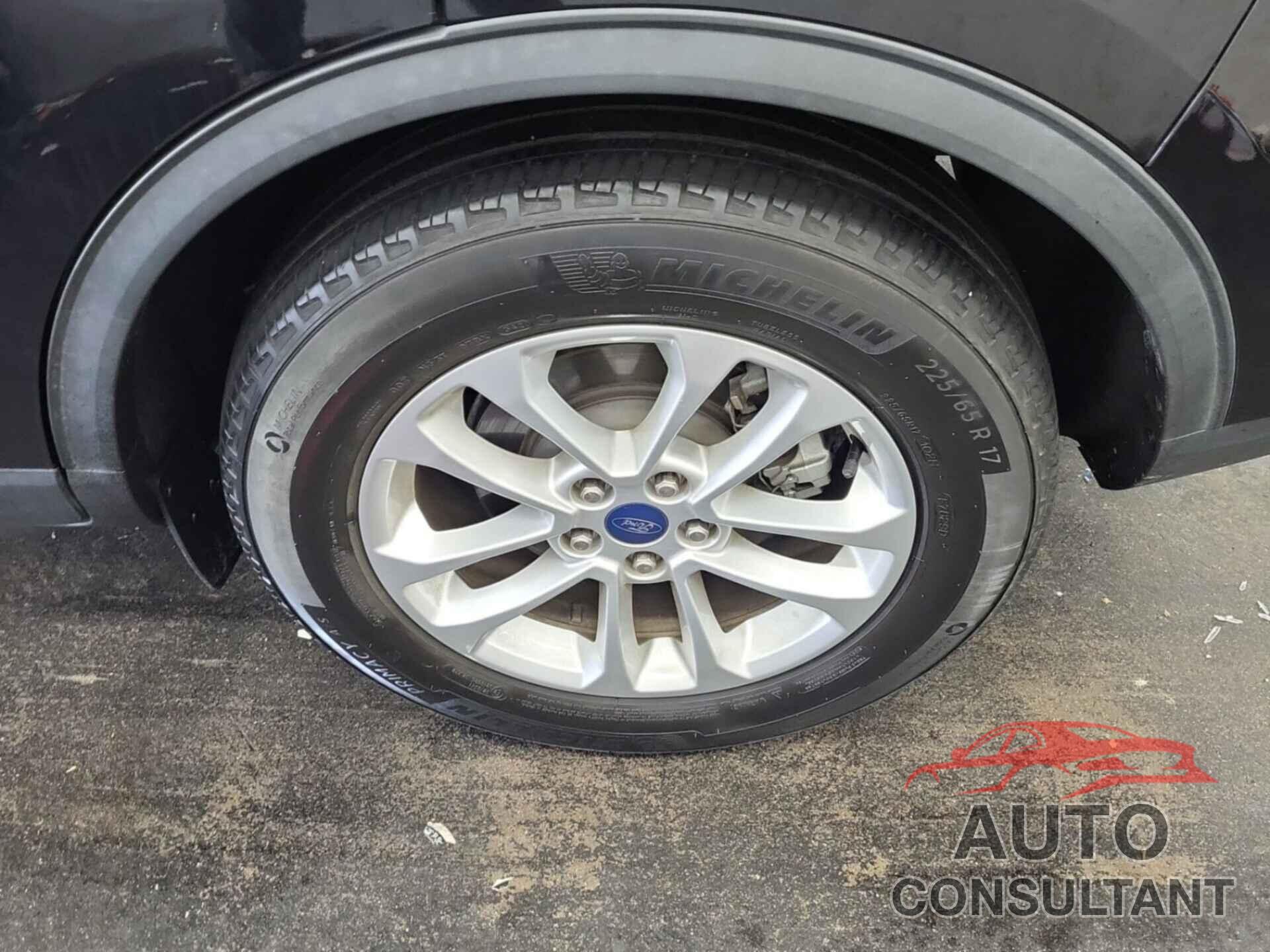 FORD ESCAPE 2020 - 1FMCU0G66LUC04452