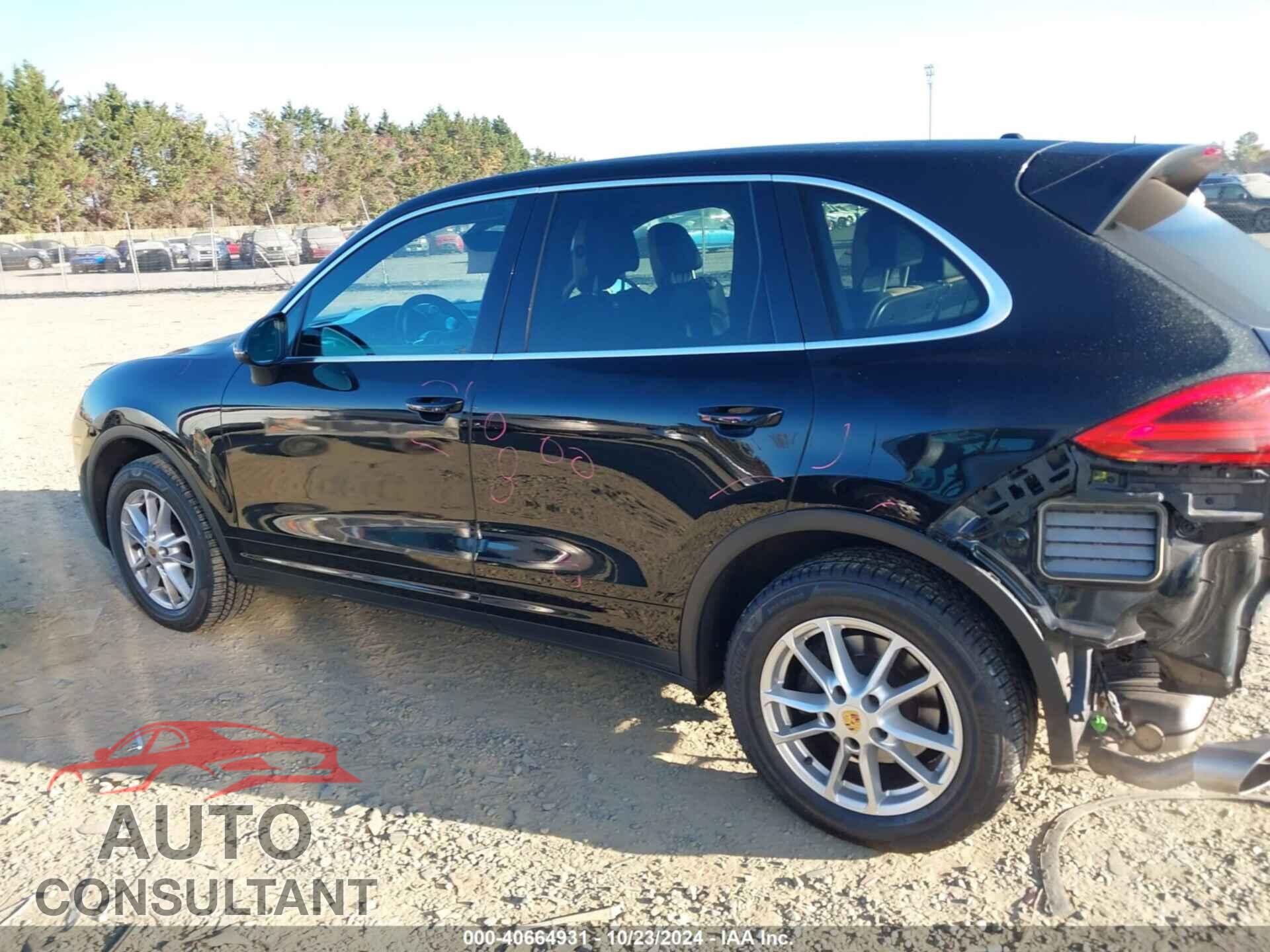 PORSCHE CAYENNE 2016 - WP1AA2A26GLA03683