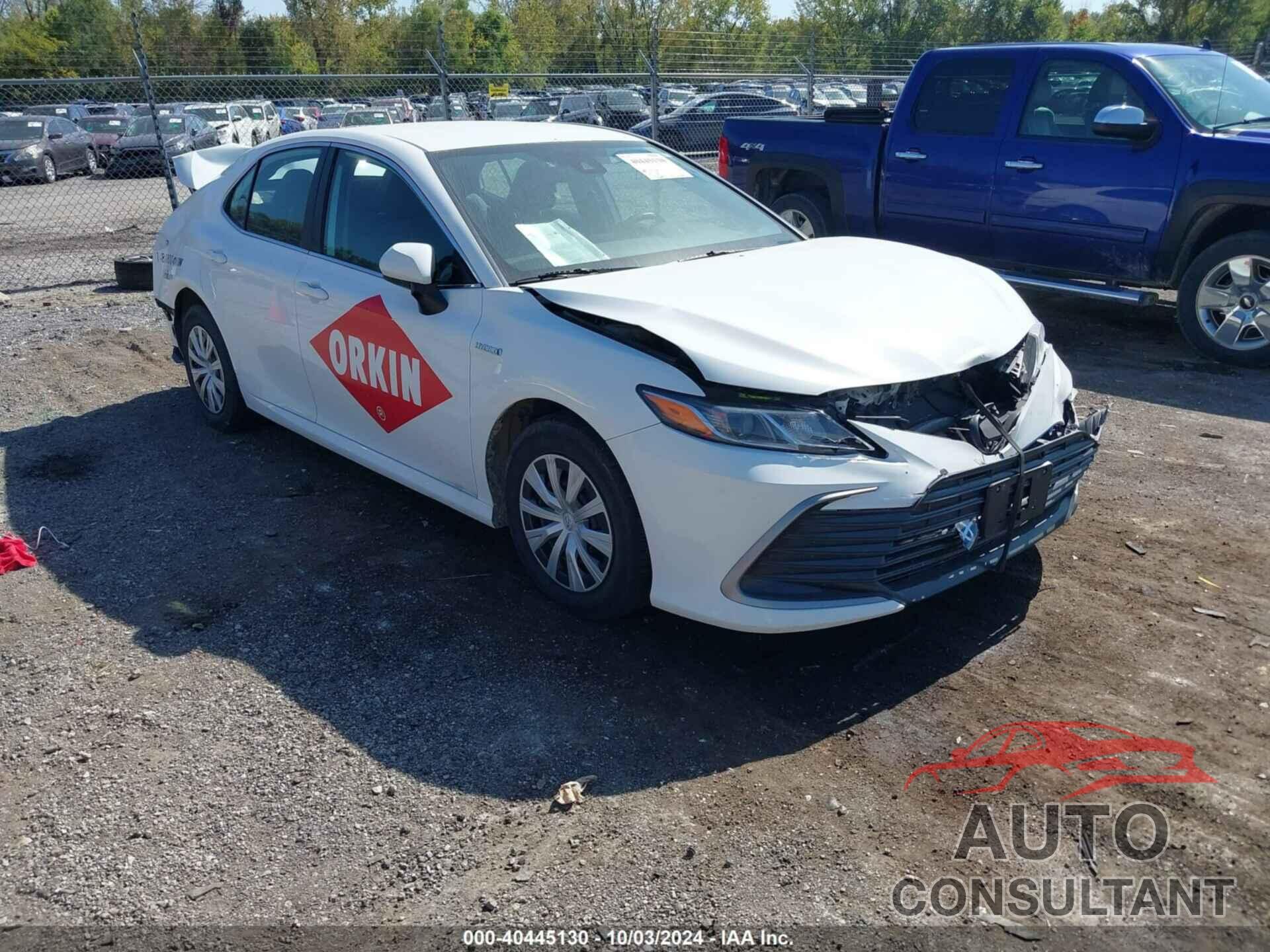 TOYOTA CAMRY 2021 - 4T1C31AK8MU568176