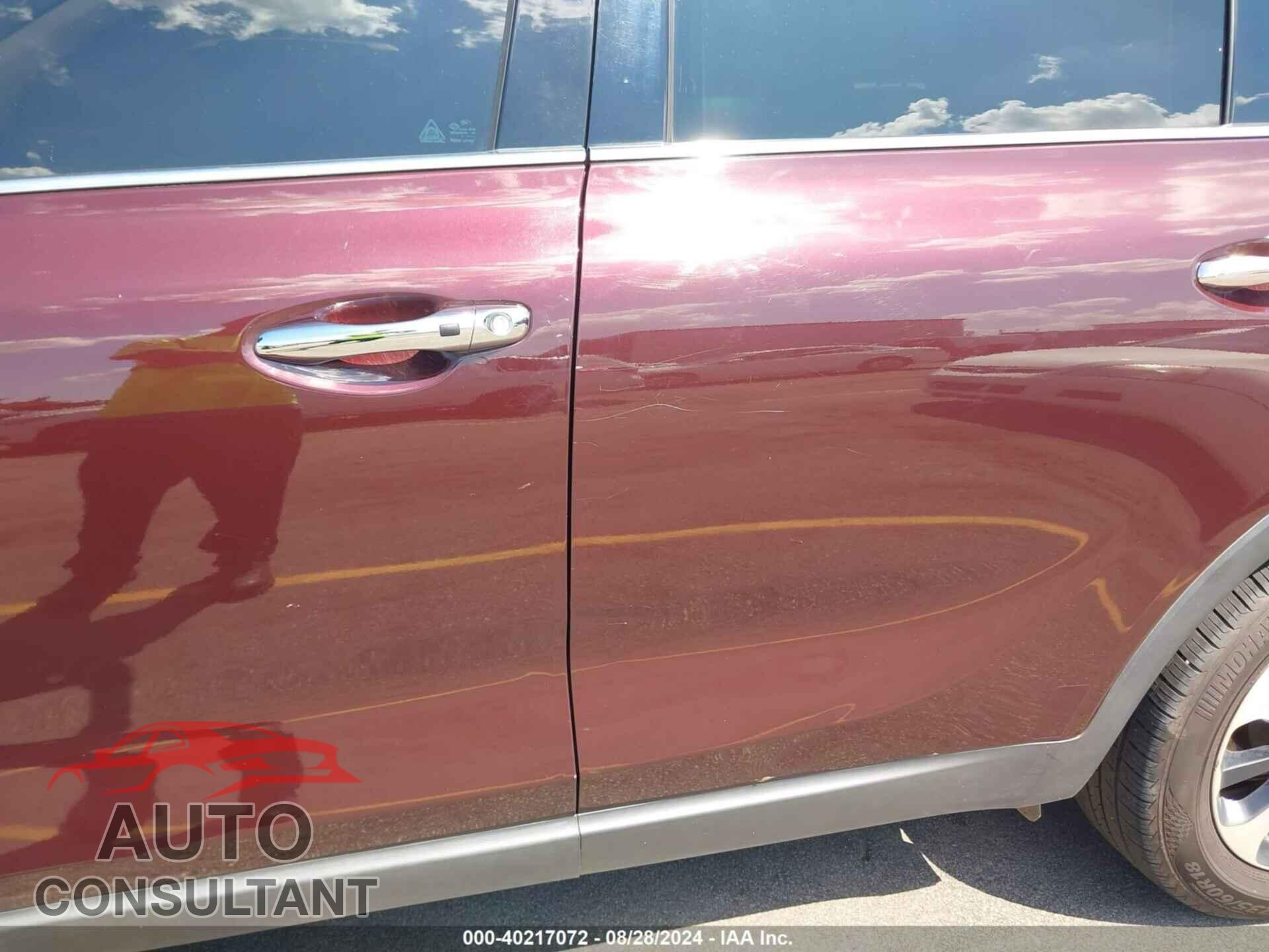 KIA SORENTO 2017 - 5XYPHDA51HG310740