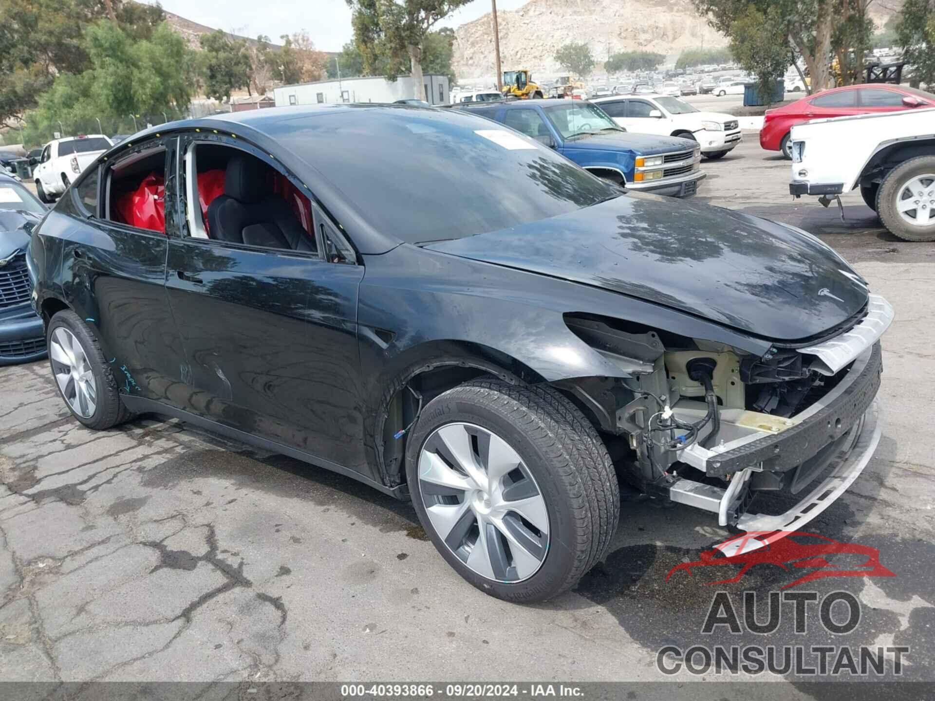 TESLA MODEL Y 2023 - 7SAYGAEE0PF859337