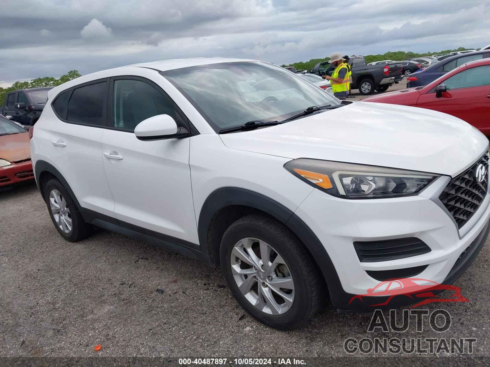 HYUNDAI TUCSON 2019 - KM8J23A40KU019477