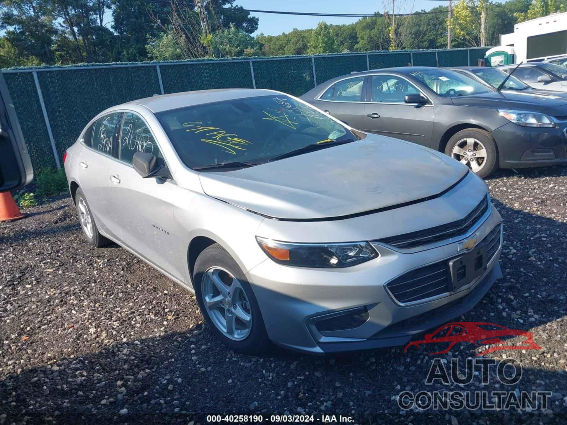 CHEVROLET MALIBU 2018 - 1G1ZB5ST8JF248350