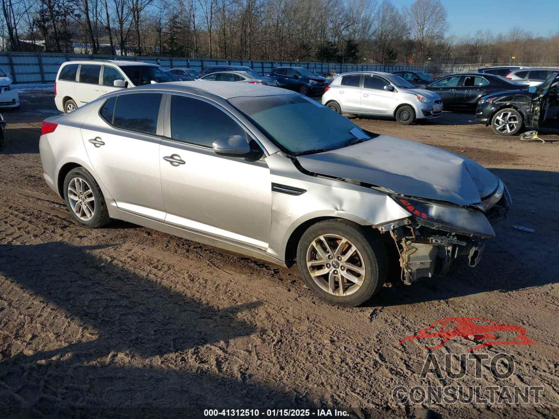 KIA OPTIMA 2011 - KNAGM4A75B5103052