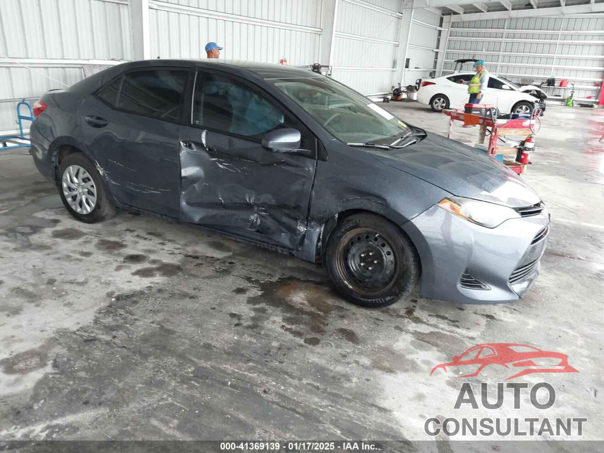 TOYOTA COROLLA 2017 - 5YFBURHE4HP673005