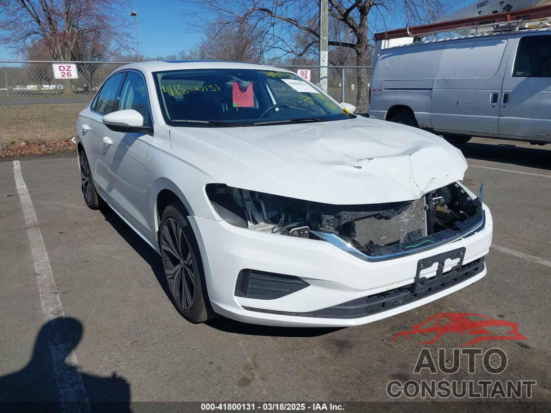 VOLKSWAGEN PASSAT 2022 - 1VWSA7A31NC009400