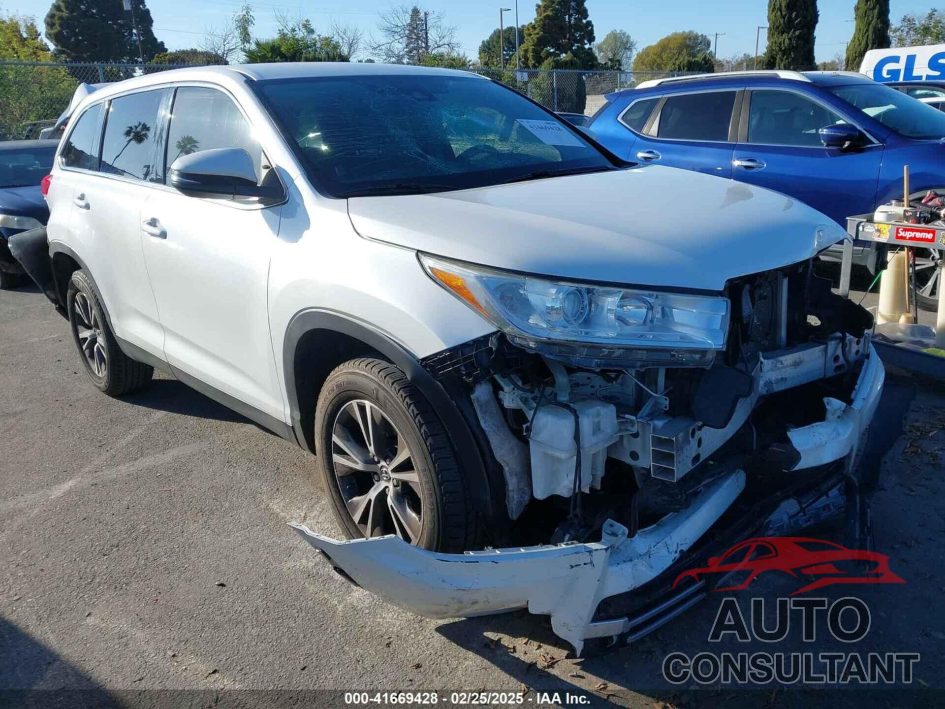 TOYOTA HIGHLANDER 2019 - 5TDZZRFH1KS290313