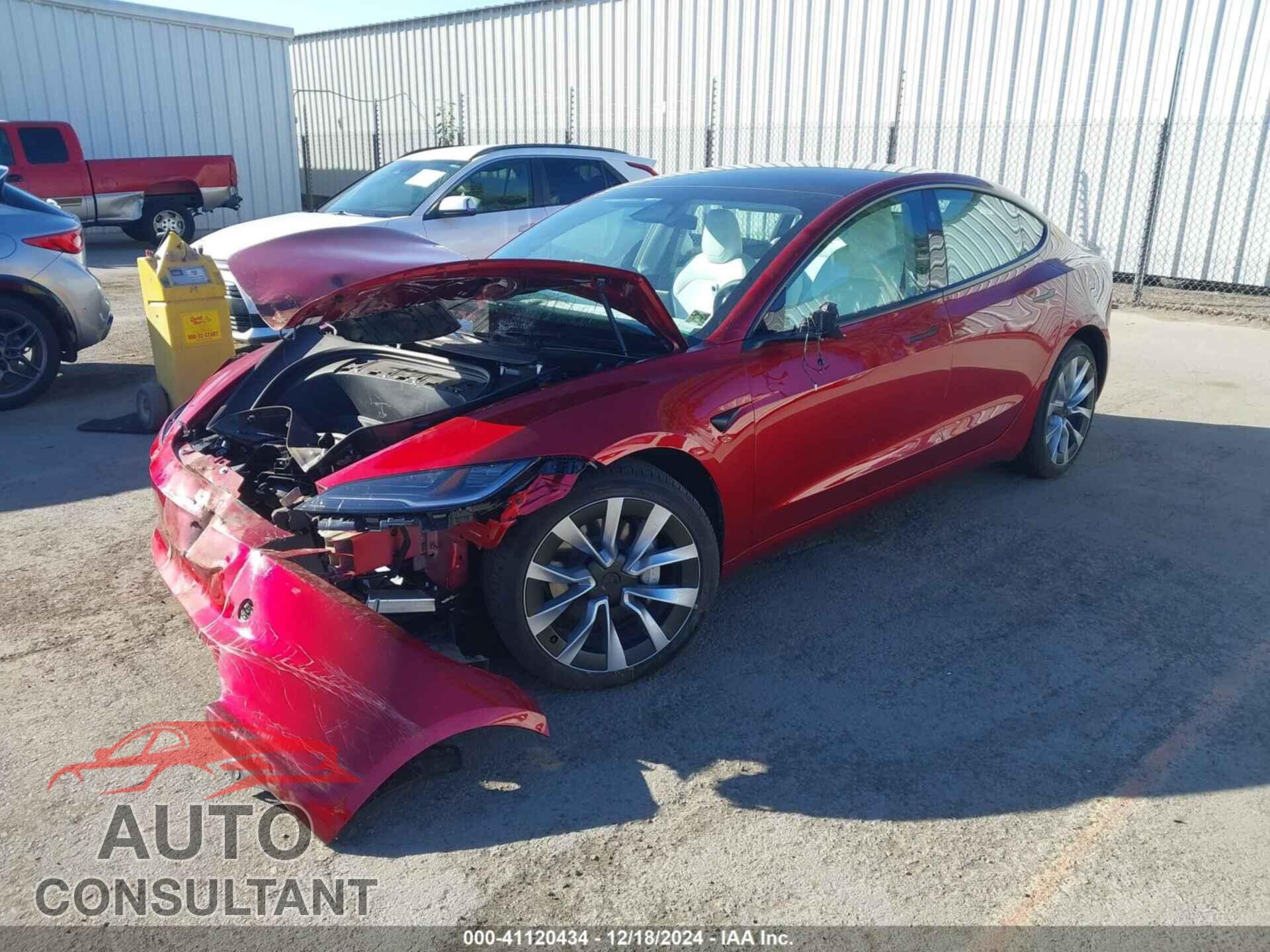 TESLA MODEL 3 2024 - 5YJ3E1EB9RF792842