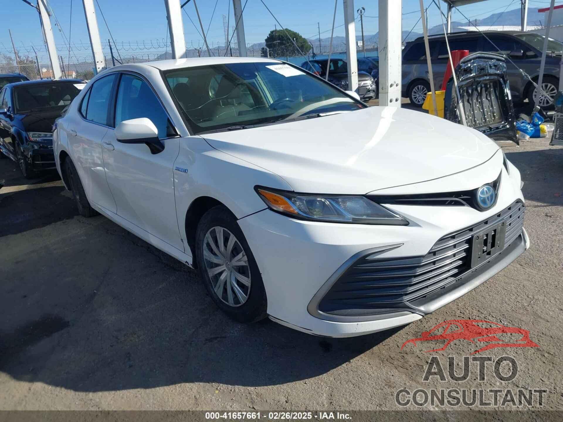 TOYOTA CAMRY 2021 - 4T1C31AK5MU023570