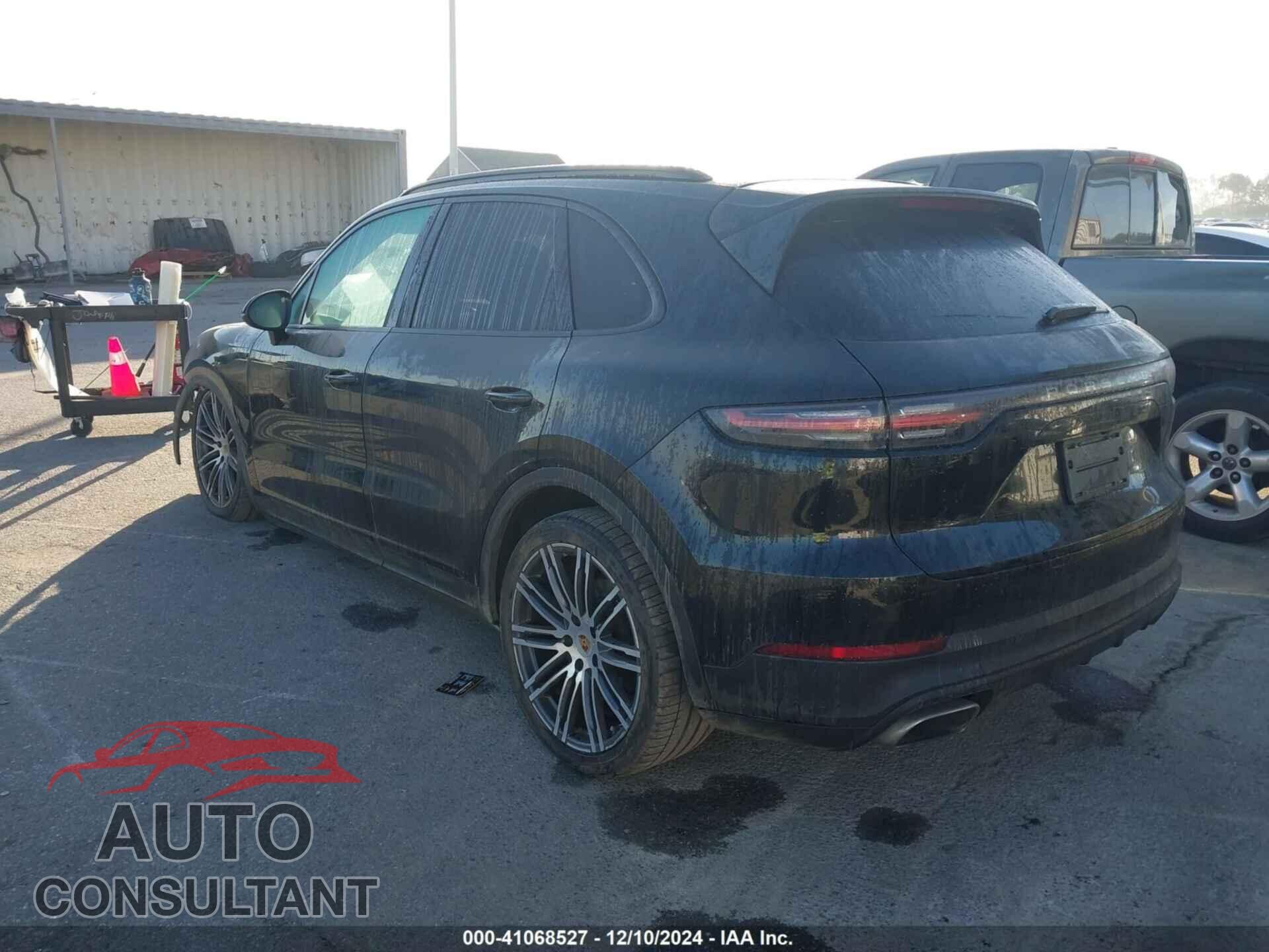 PORSCHE CAYENNE 2019 - WP1AA2AY3KDA15670