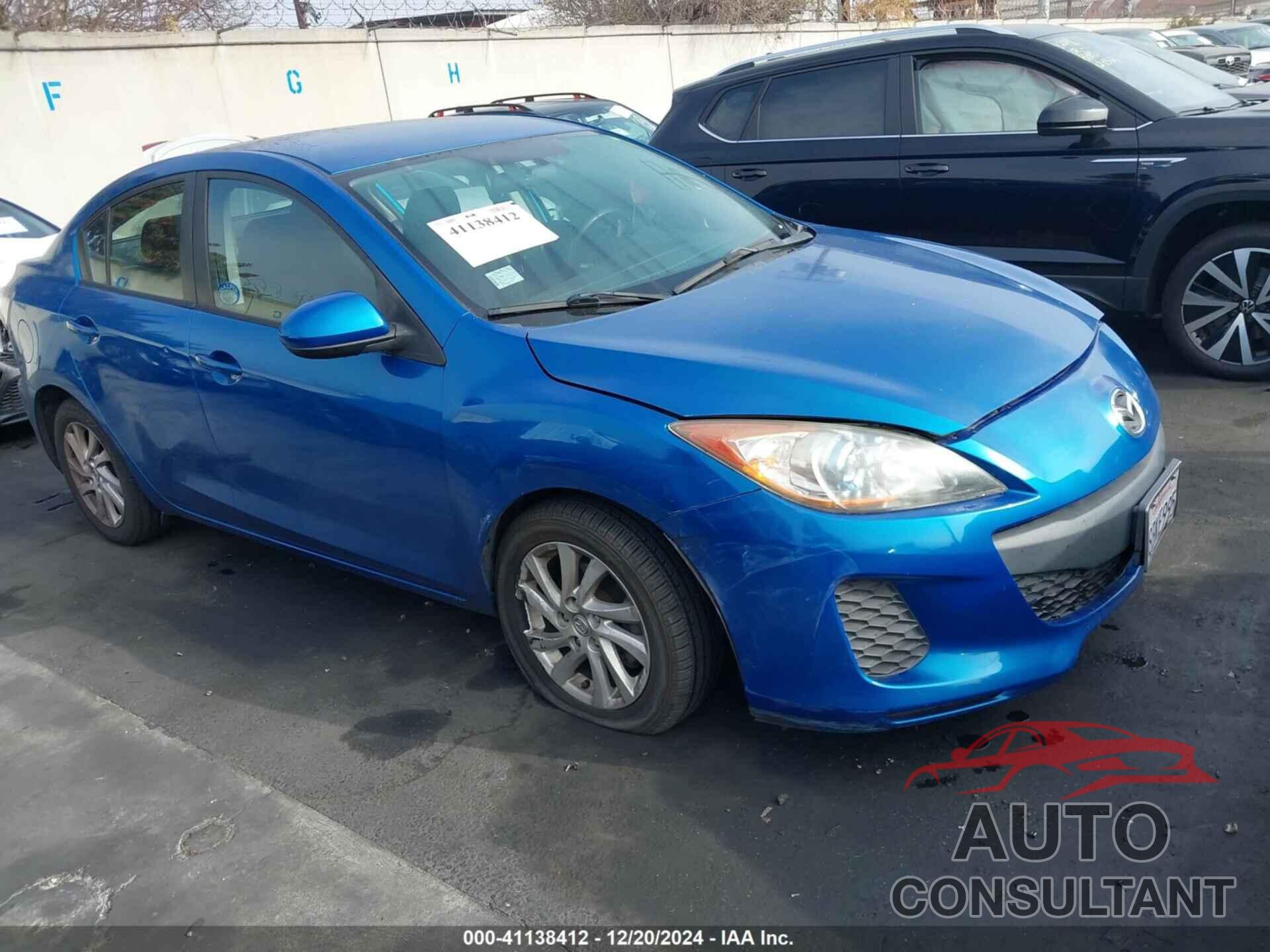 MAZDA MAZDA3 2012 - JM1BL1V82C1547211