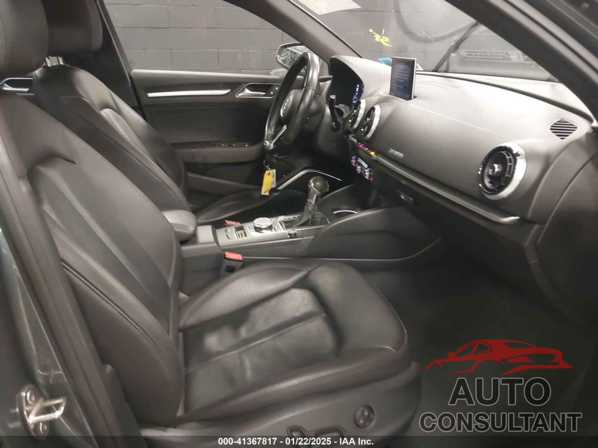 AUDI A3 2018 - WAUJ8GFF8J1006459