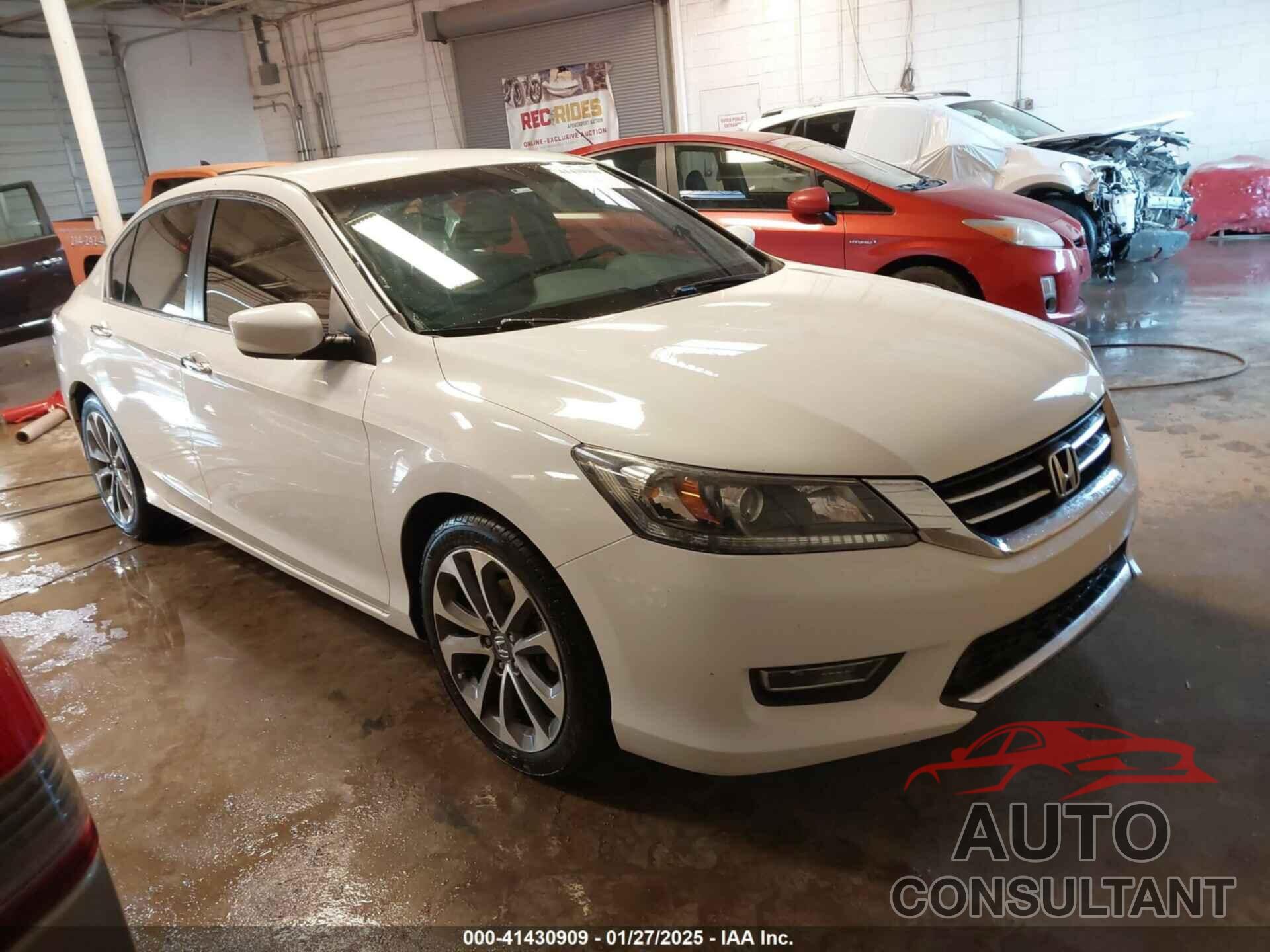 HONDA ACCORD 2013 - 1HGCR2F56DA275813