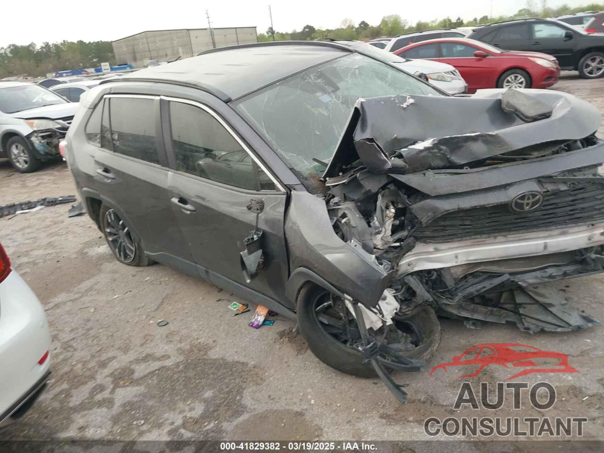 TOYOTA RAV4 2019 - JTMH1RFV3KD501628