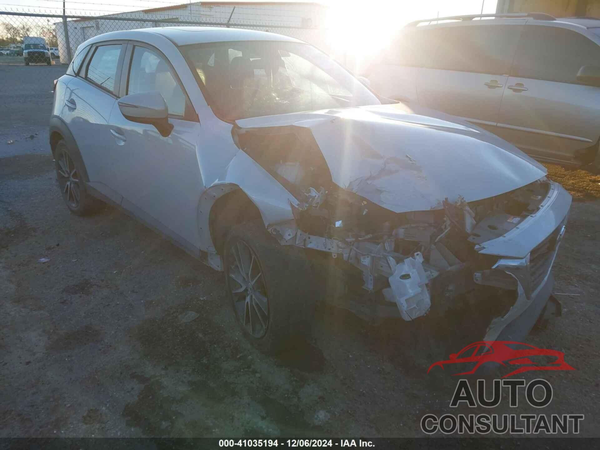 MAZDA CX-3 2017 - JM1DKDC78H0165432