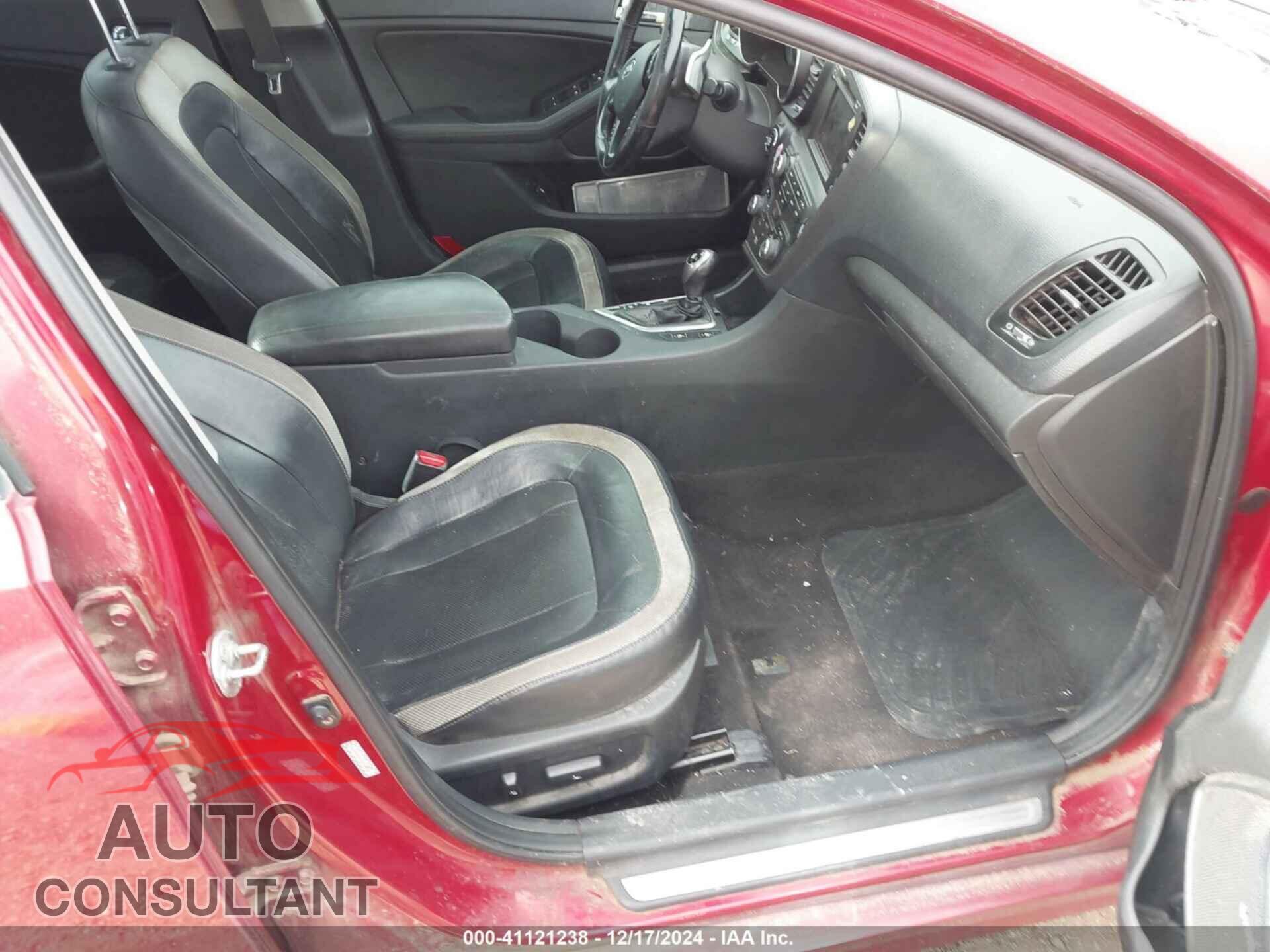 KIA OPTIMA 2011 - KNAGR4A67B5147840