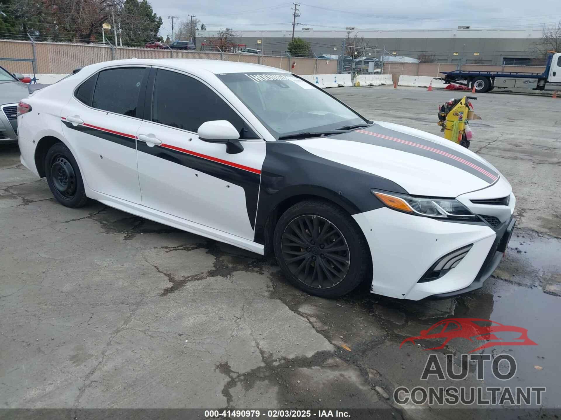TOYOTA CAMRY 2019 - 4T1B11HK4KU217995