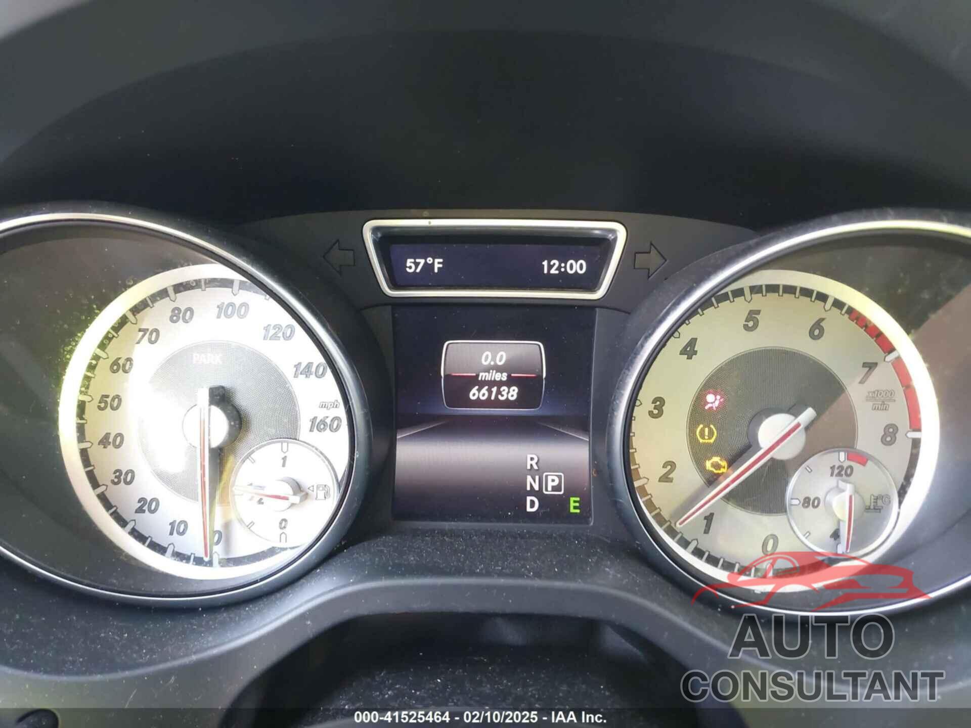 MERCEDES-BENZ GLA 250 2015 - WDCTG4GB4FJ125121