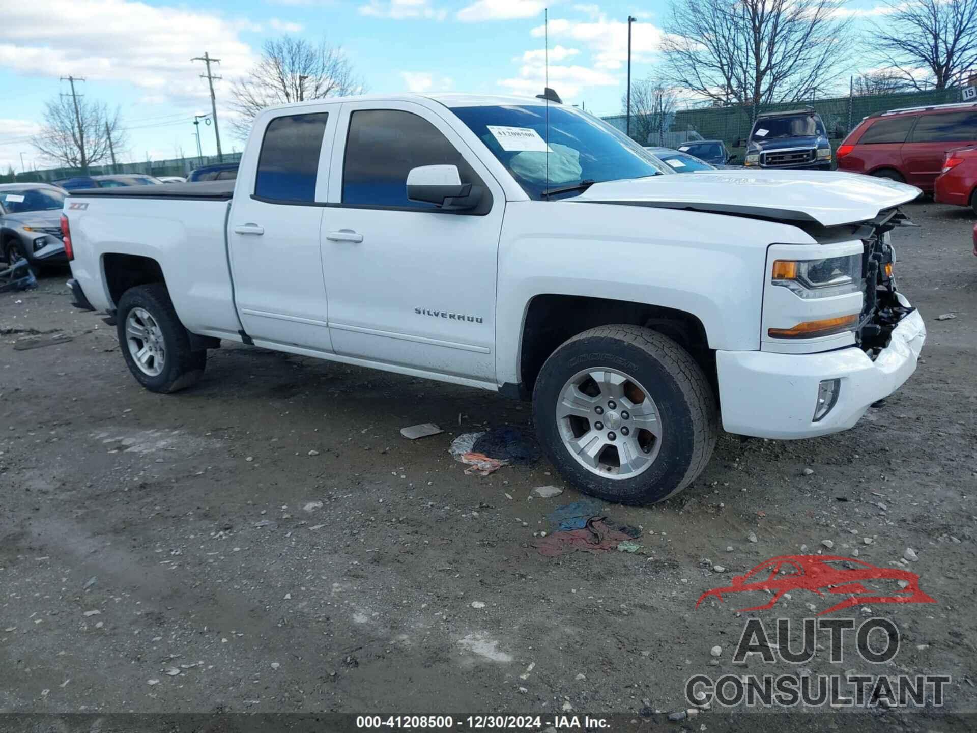 CHEVROLET SILVERADO 1500 2017 - 1GCVKREC8HZ167723