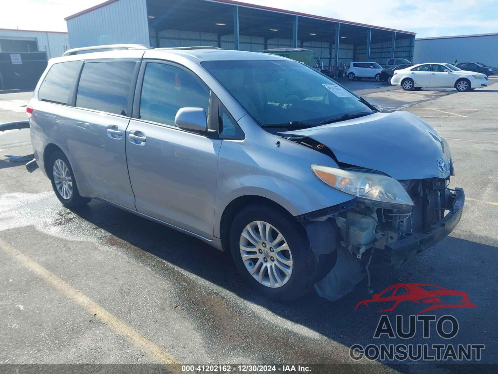 TOYOTA SIENNA 2012 - 5TDYK3DC8CS229160