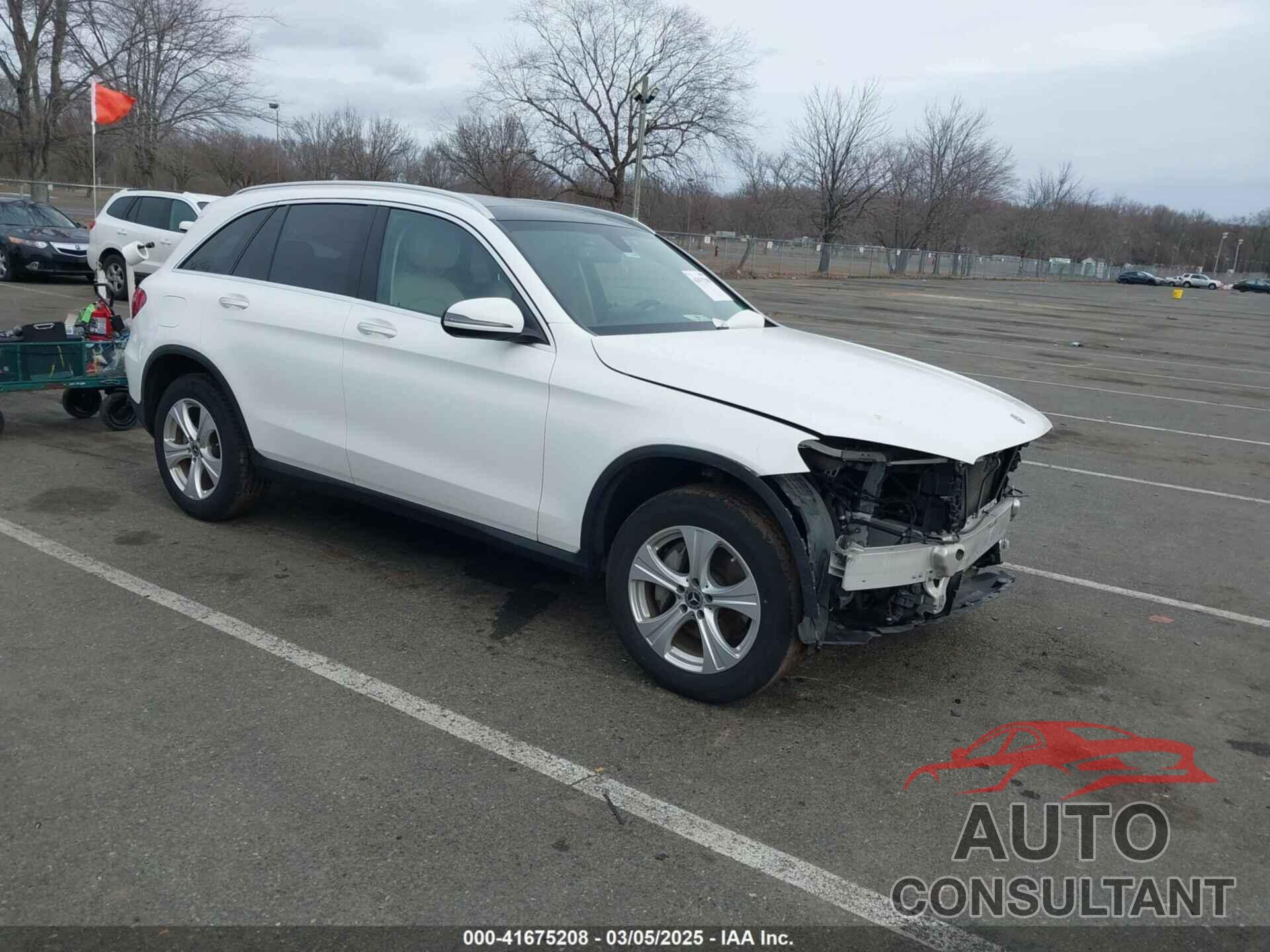 MERCEDES-BENZ GLC 300 2018 - WDC0G4KB6JV095440