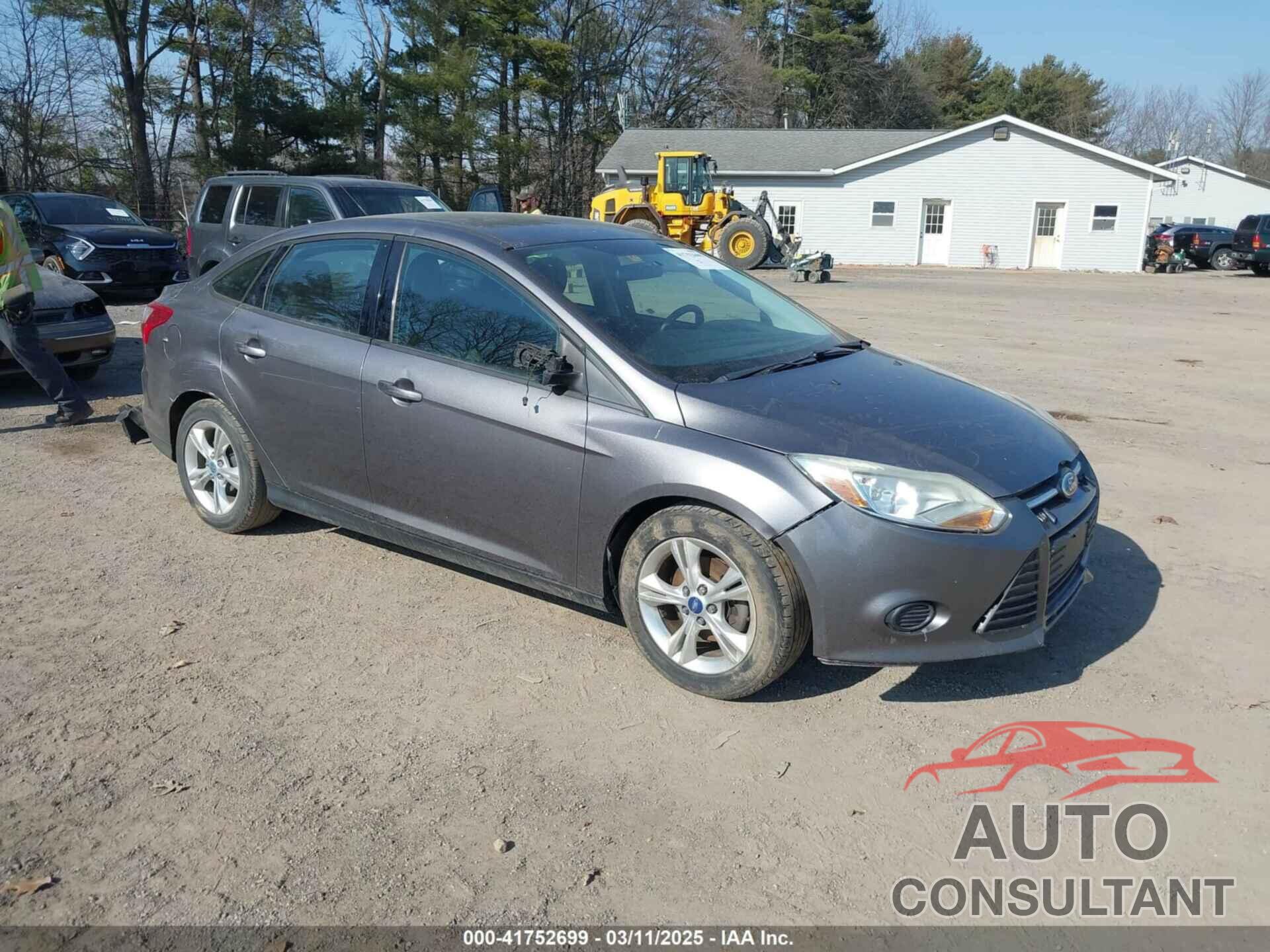 FORD FOCUS 2014 - 1FADP3F2XEL170580