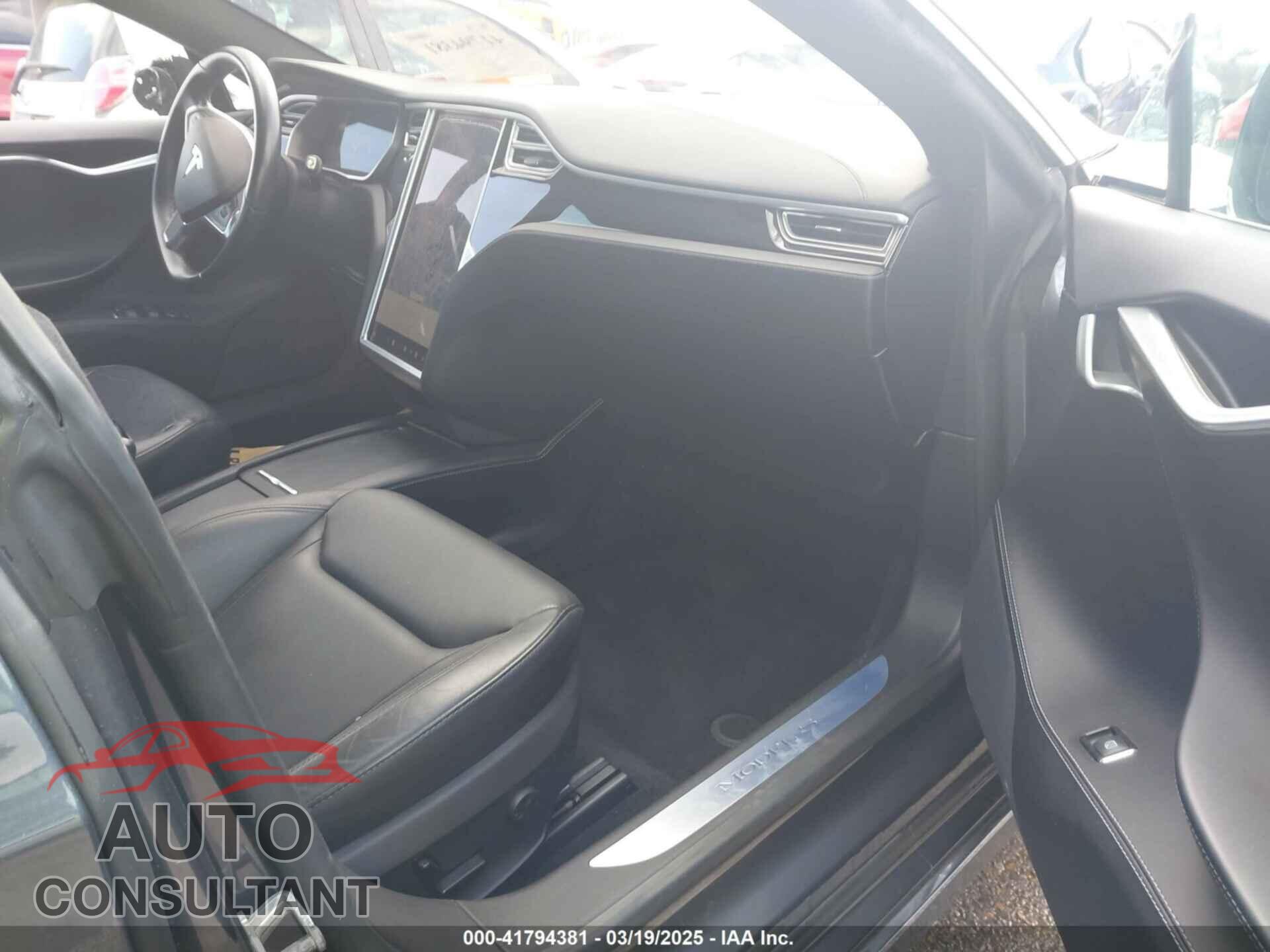 TESLA MODEL S 2016 - 5YJSA1E14GF157118