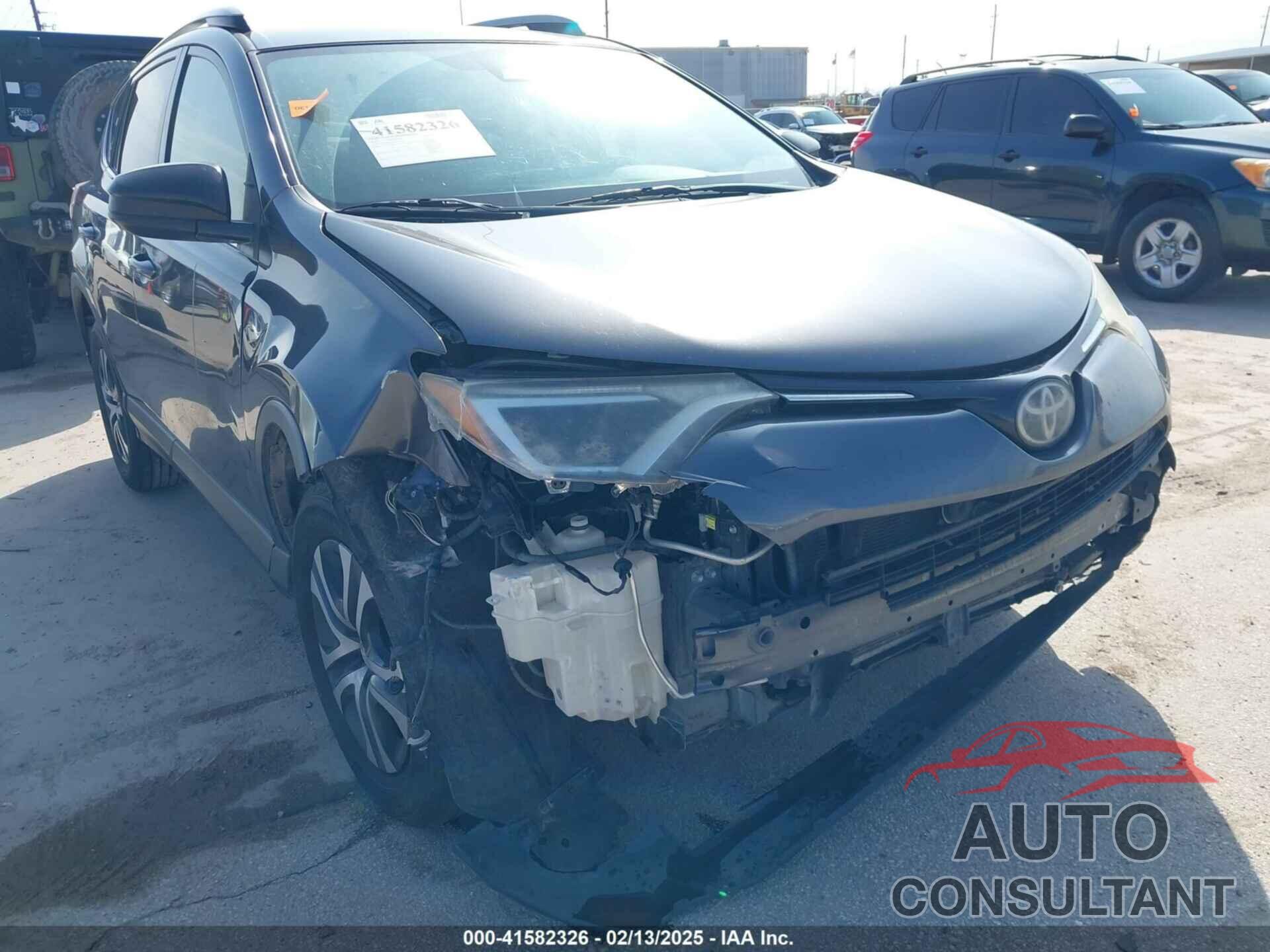 TOYOTA RAV4 2017 - JTMZFREV4HJ113745