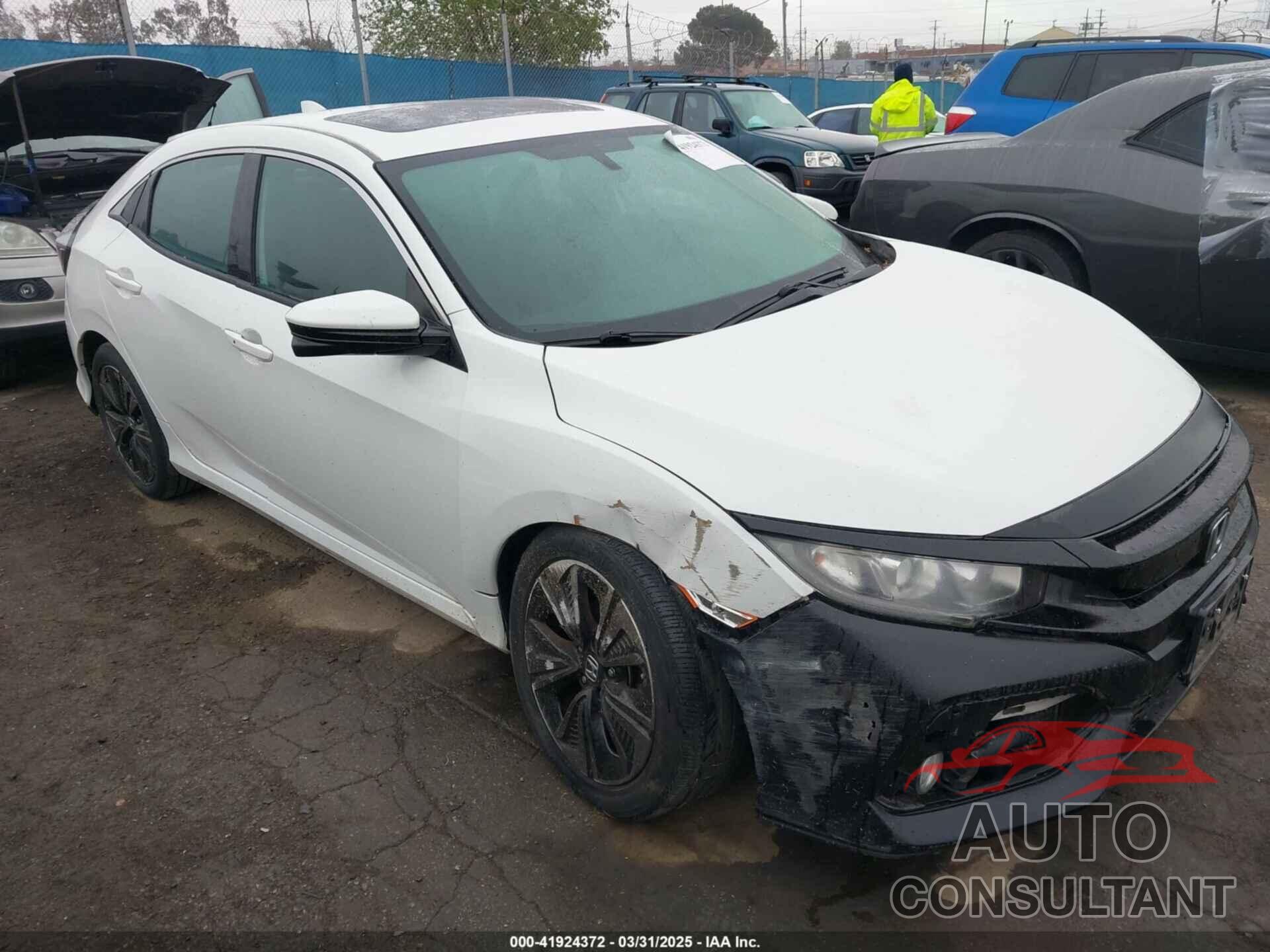 HONDA CIVIC 2017 - SHHFK7H54HU401656