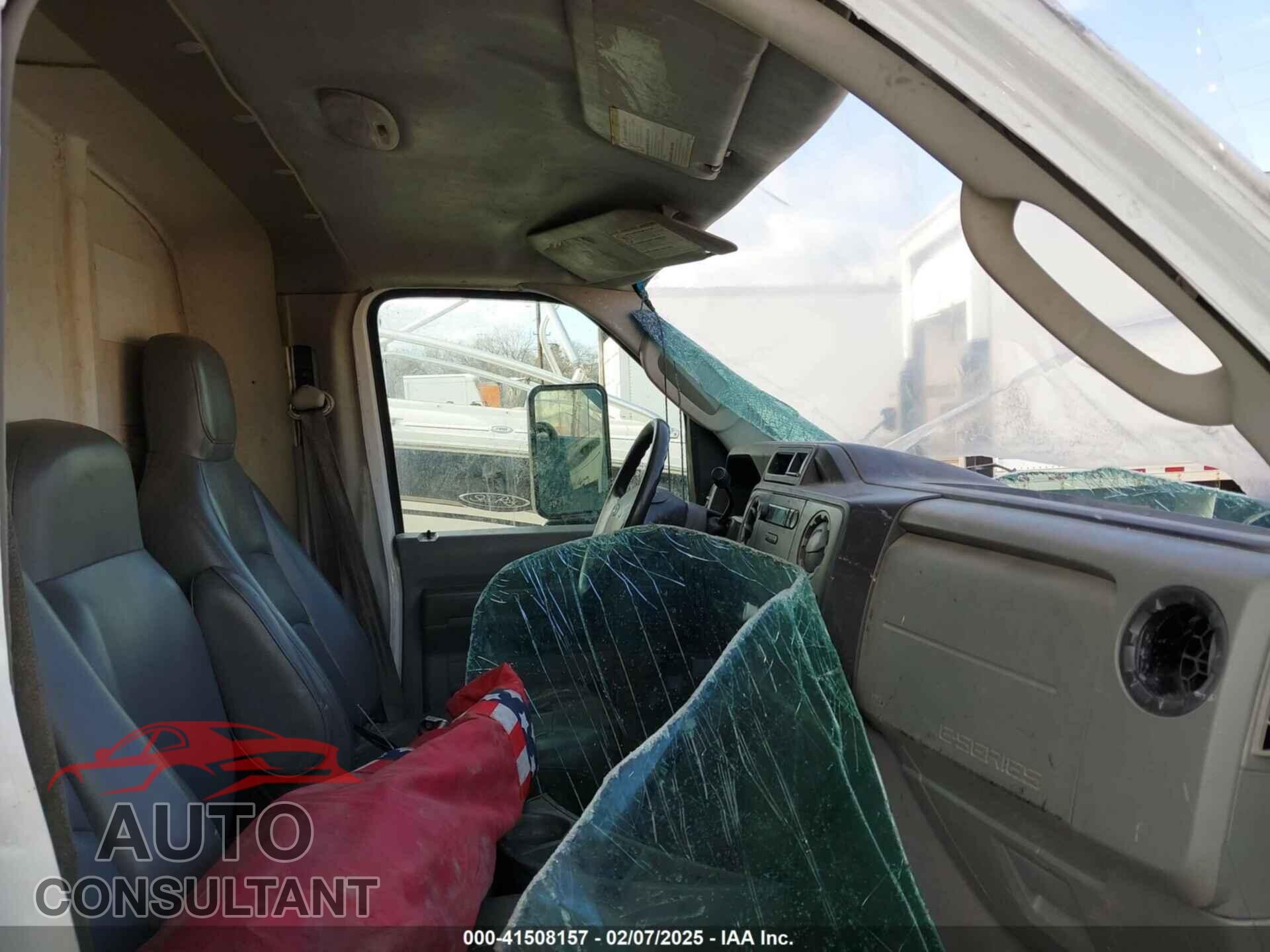 FORD E-450 CUTAWAY 2009 - 1FDXE45S69DA11183