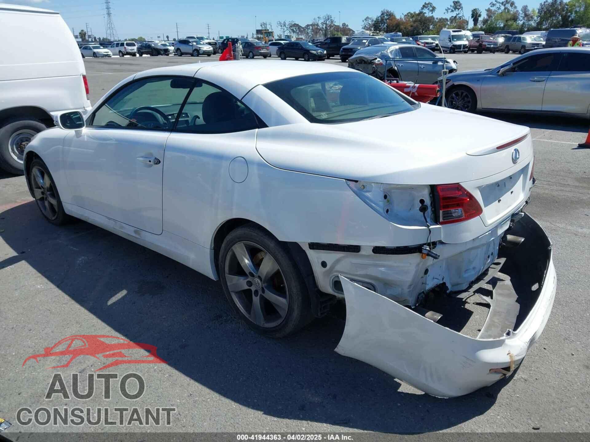 LEXUS IS 250C 2012 - JTHFF2C24C2522011