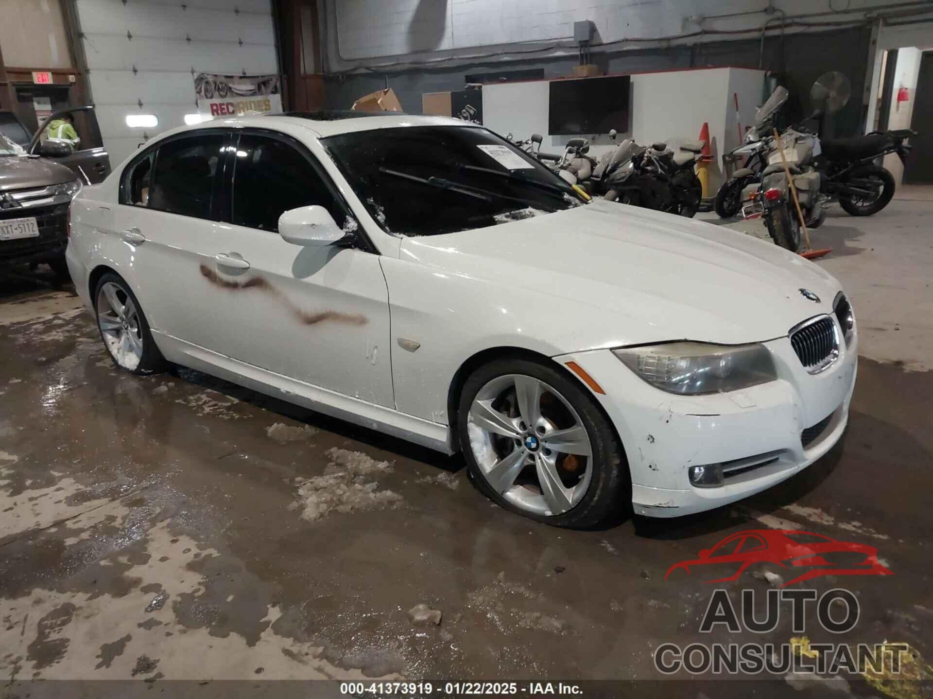 BMW 335I 2011 - WBAPM5G54BNN00151