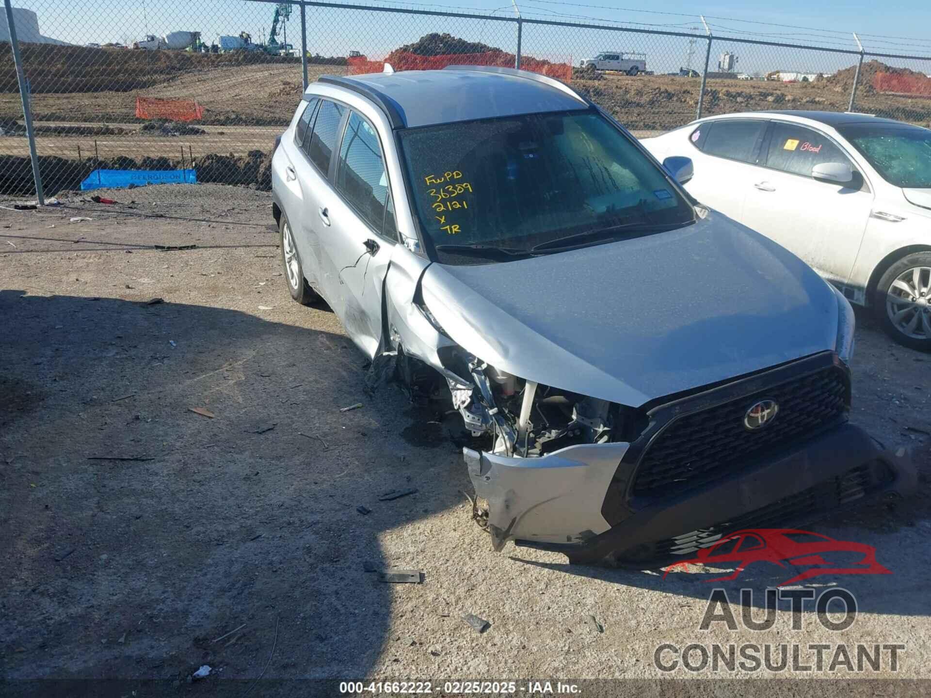 TOYOTA COROLLA CROSS 2023 - 7MUCAAAG5PV051857